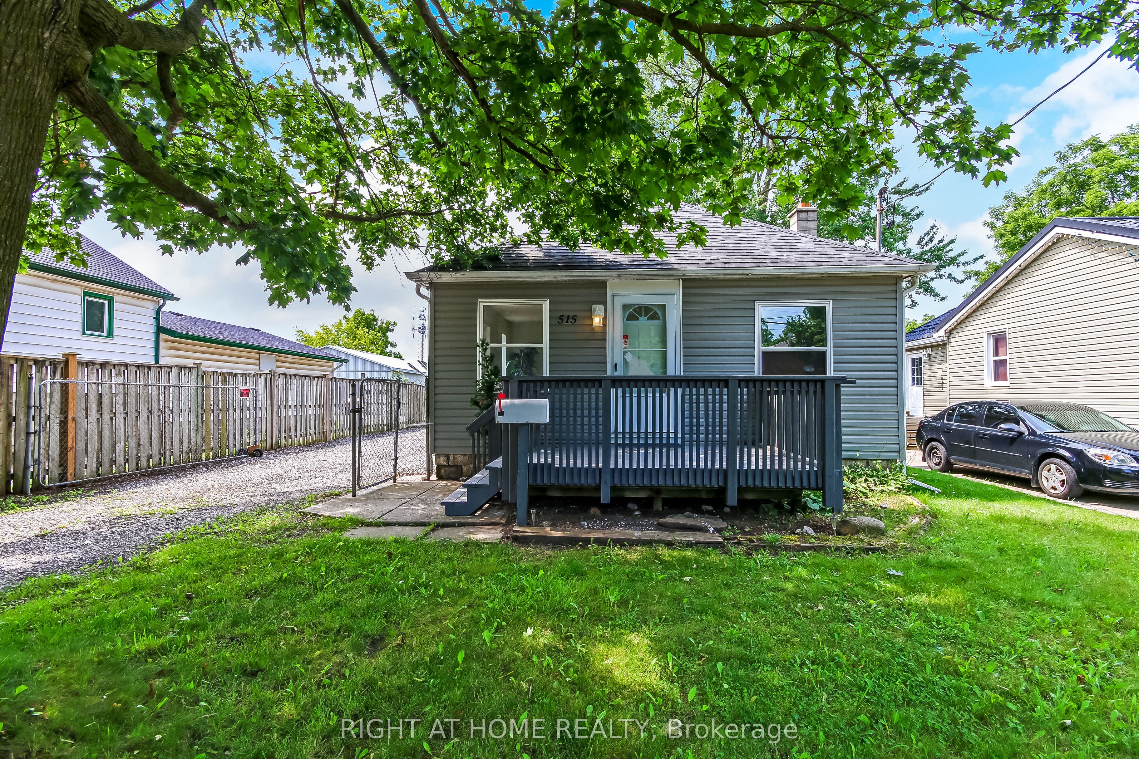515 Third Street Property Photo 2