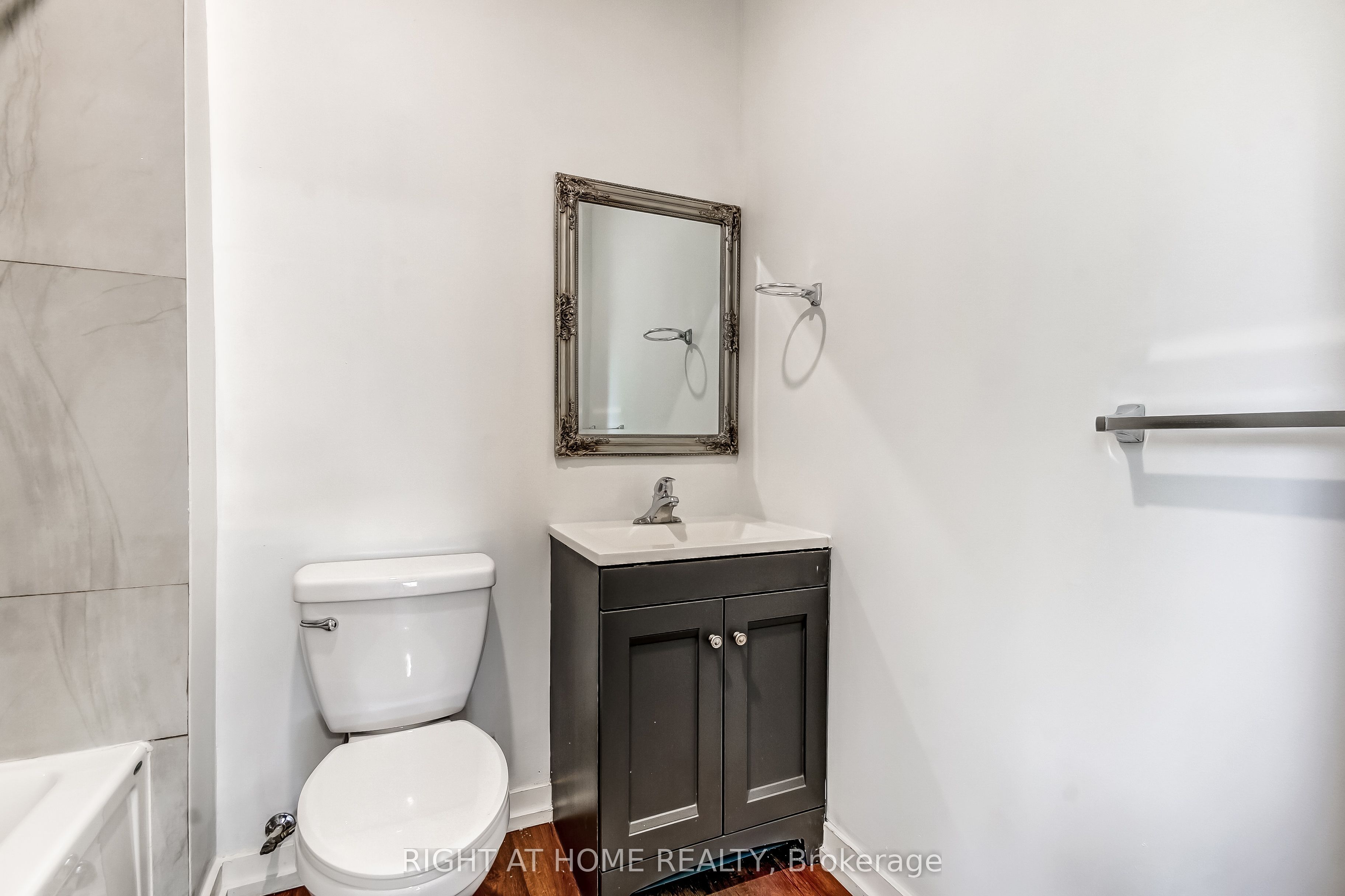 515 Third Street Property Photo 15