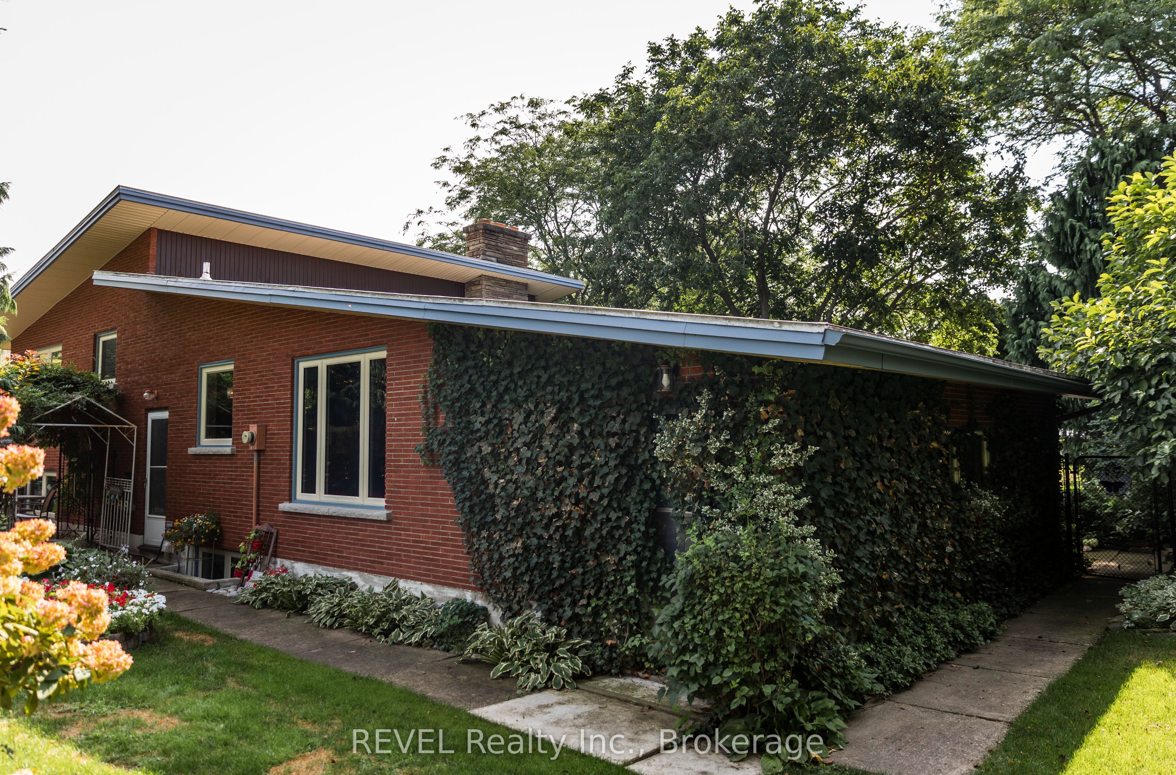 7 Glenayr Place Property Photo 44