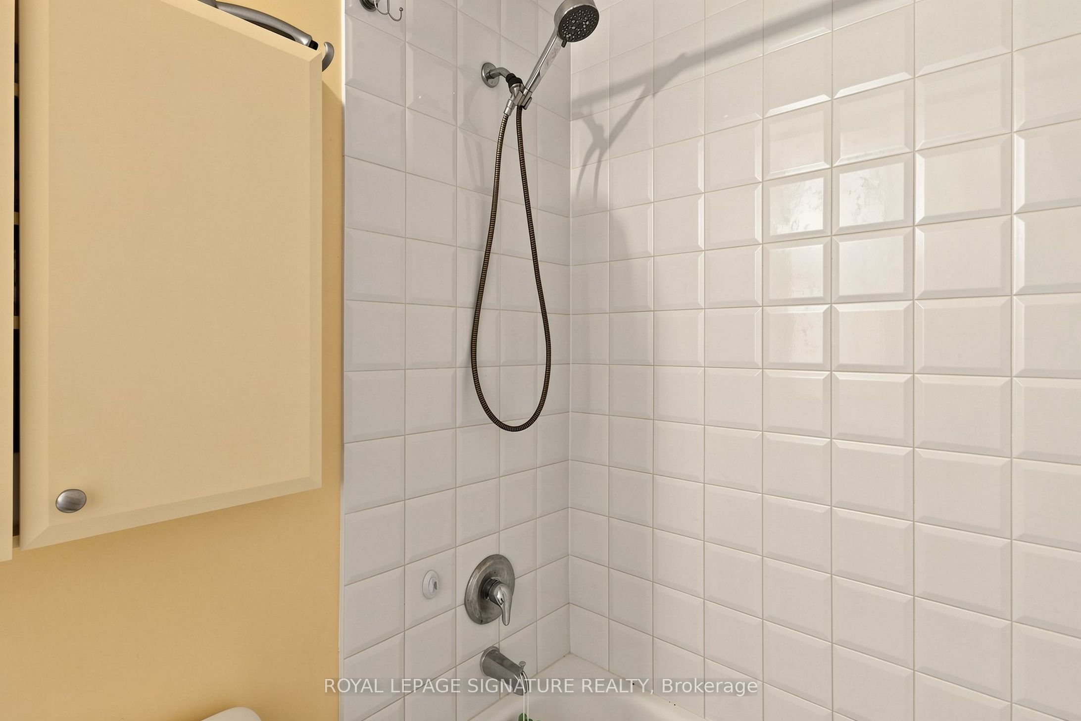 110 Activa Avenue A5 Property Photo 33