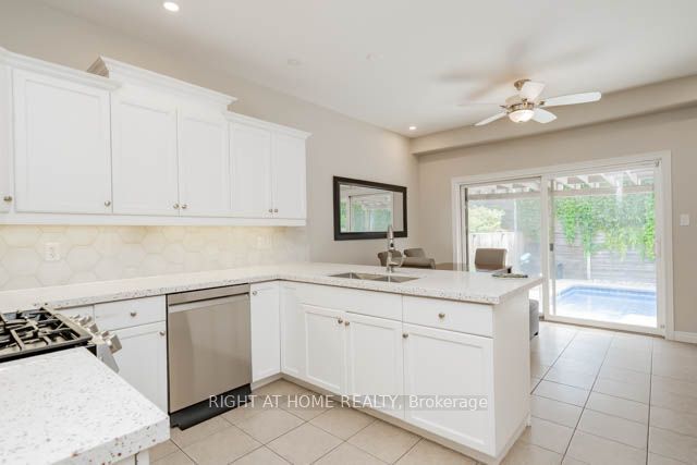 95 Hemlock Way Property Photo 7