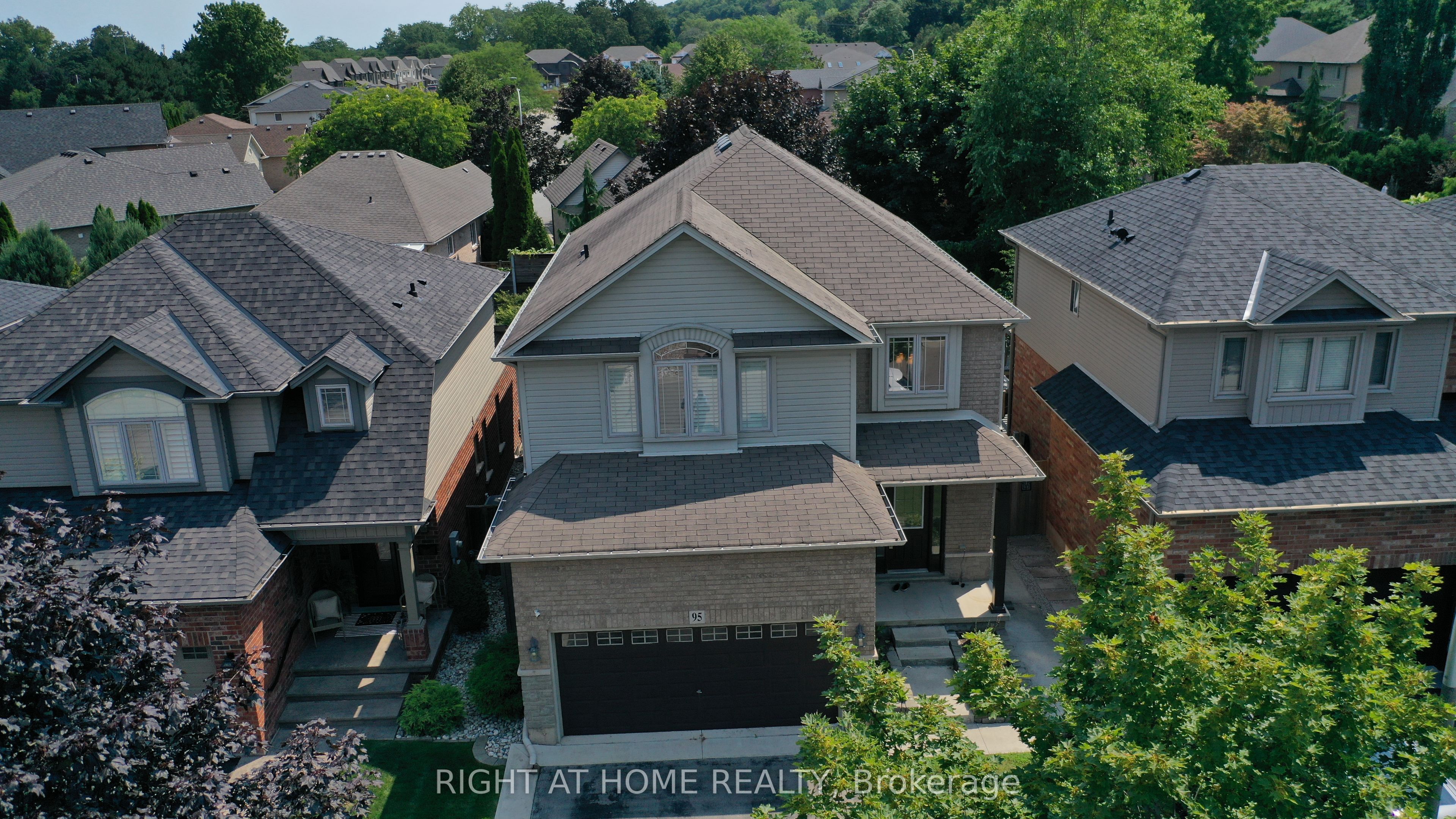 95 Hemlock Way Property Photo 40