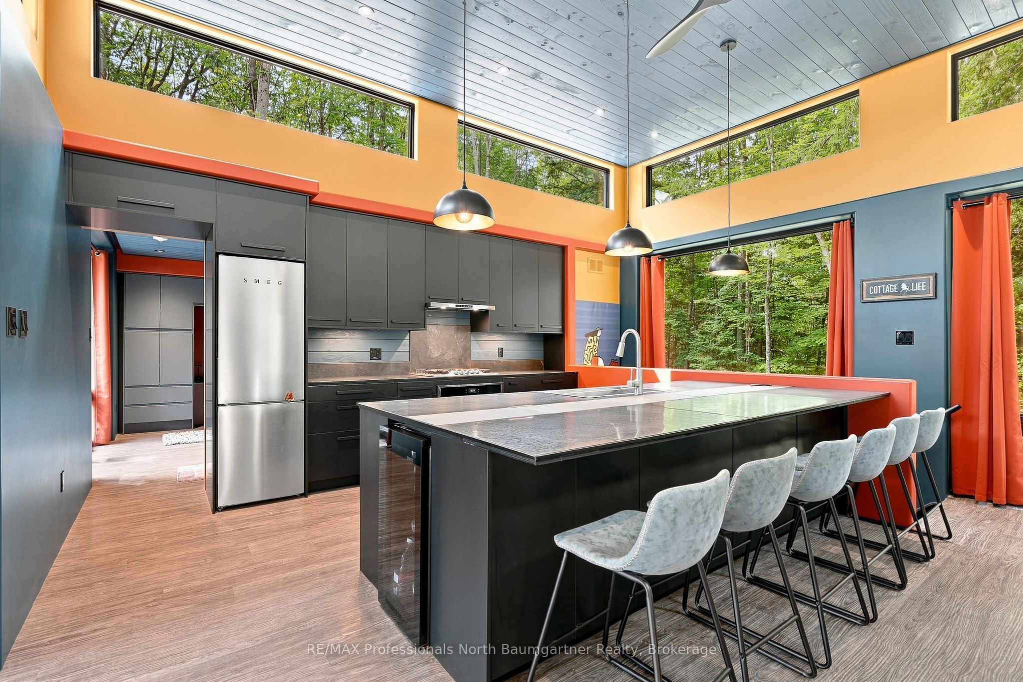 1433 Buckslide Road Property Photo 6
