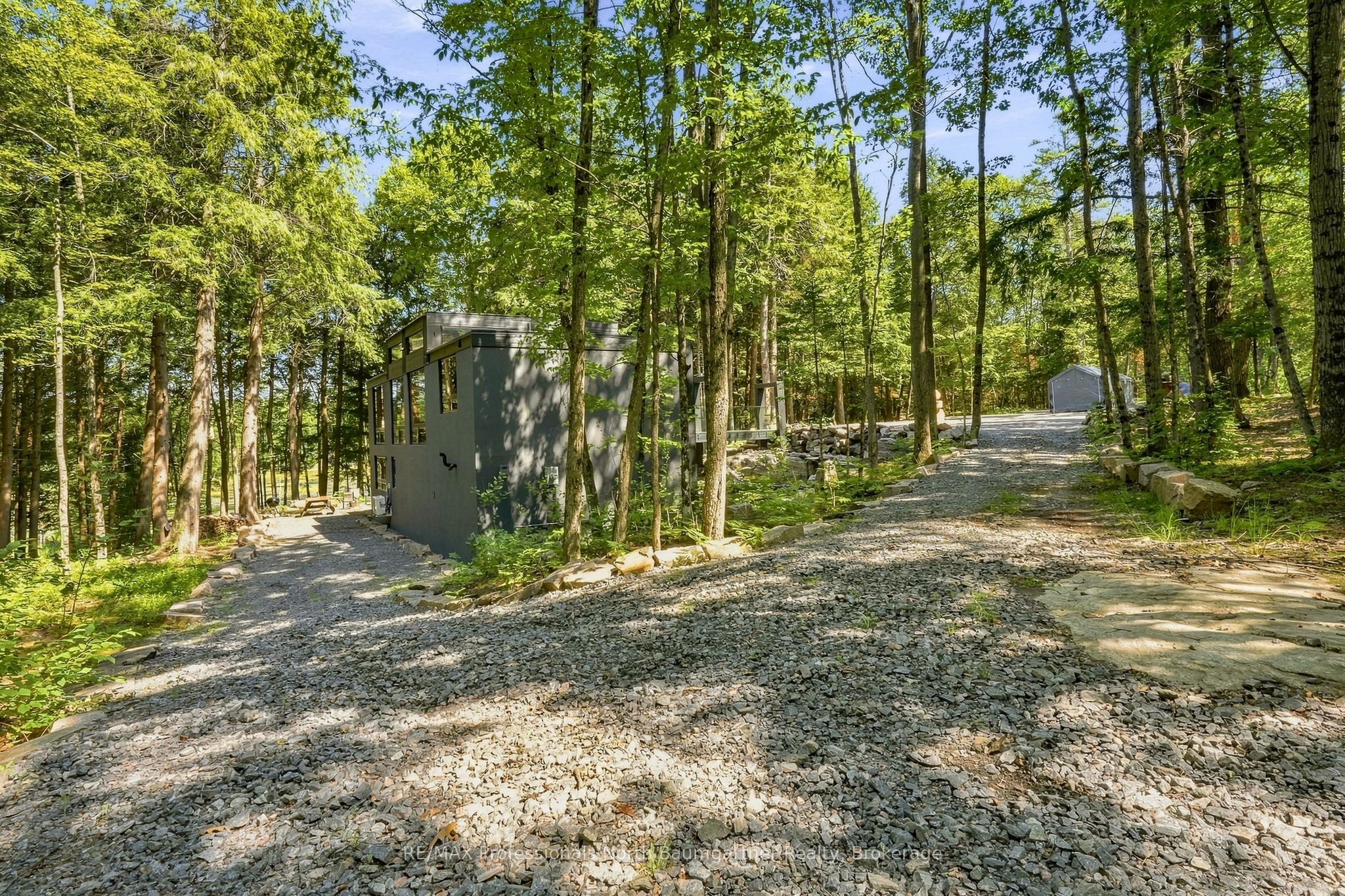1433 Buckslide Road Property Photo 32