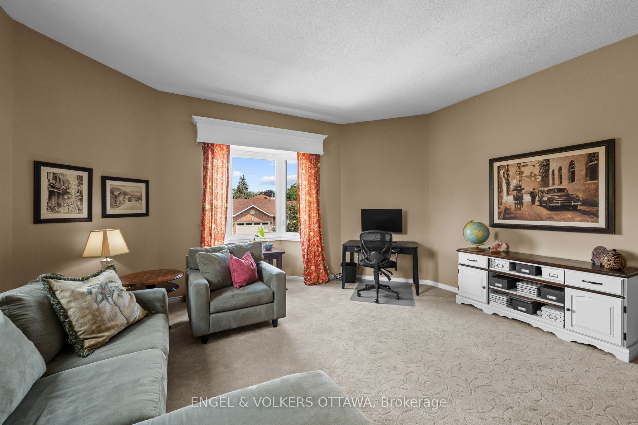 1602 Proulx Drive Property Photo 6