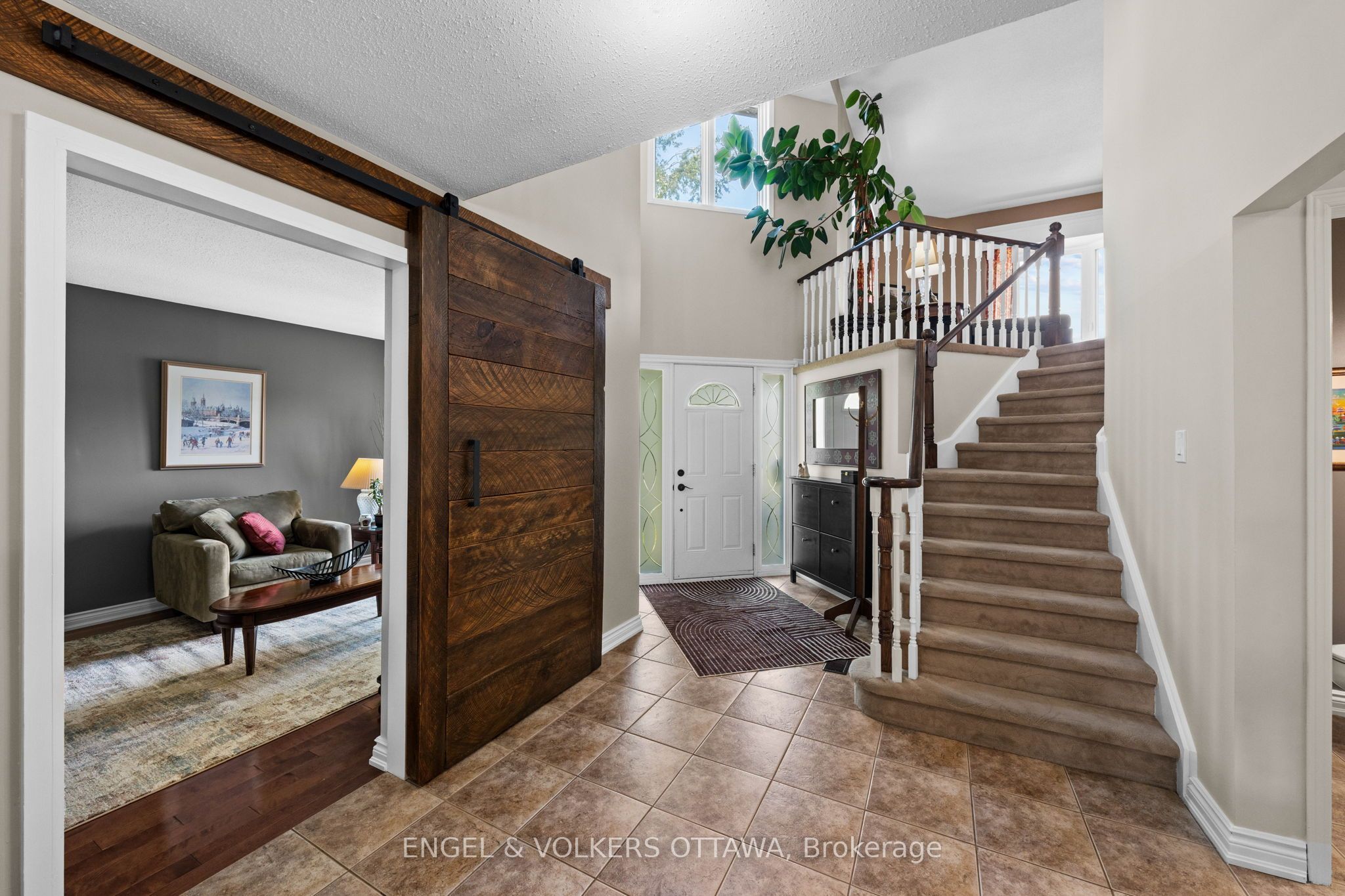 1602 Proulx Drive Property Photo 8