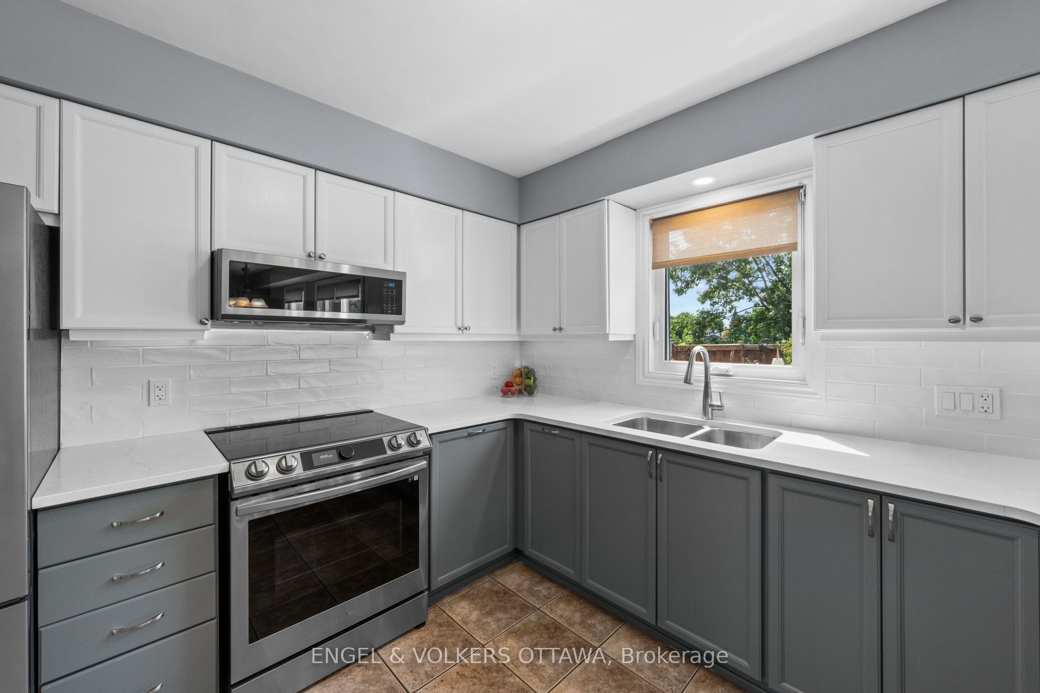 1602 Proulx Drive Property Photo 17