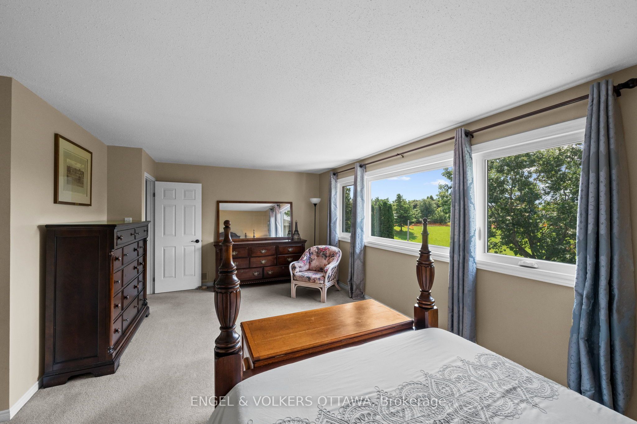 1602 Proulx Drive Property Photo 25