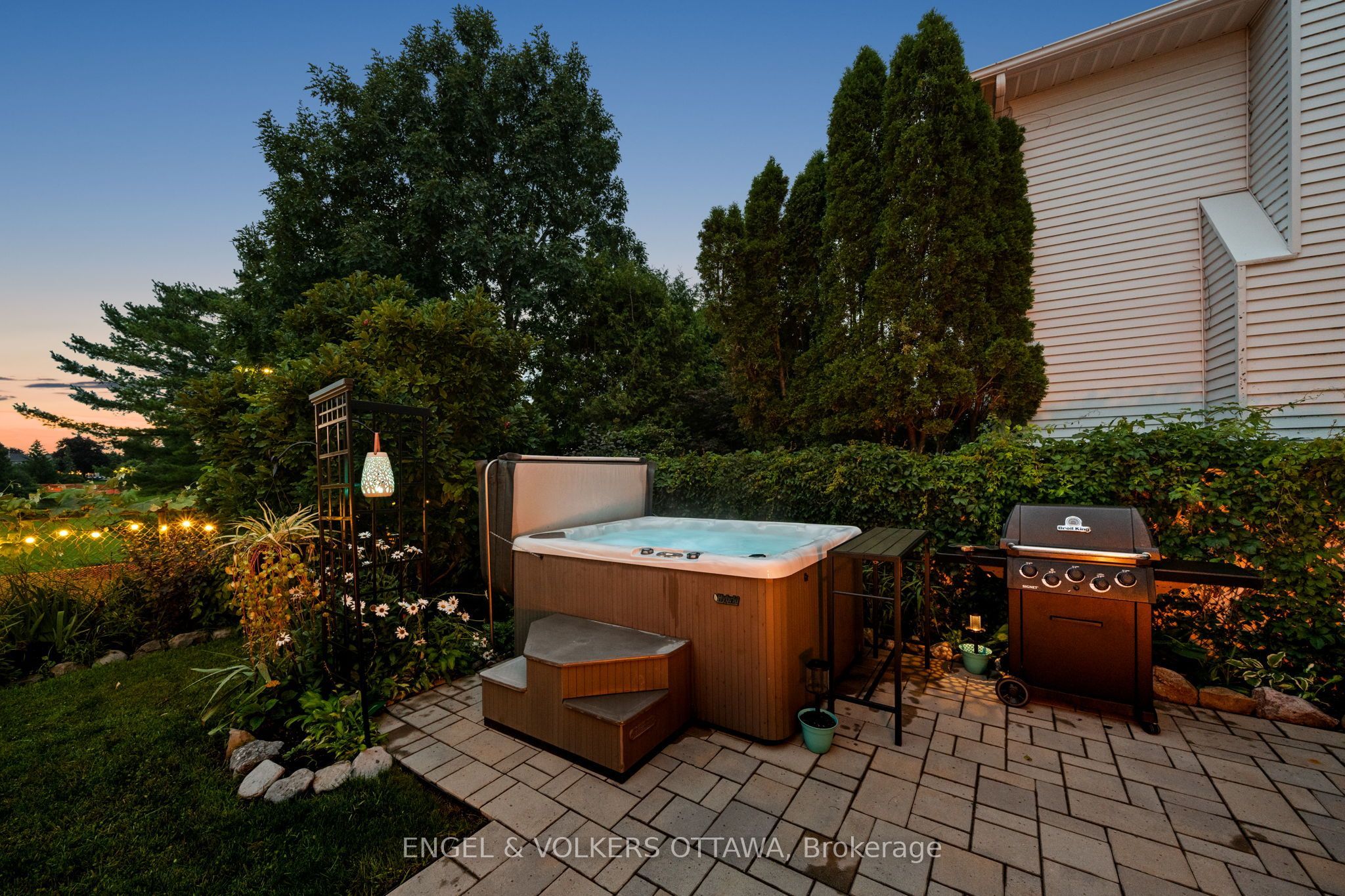 1602 Proulx Drive Property Photo 33