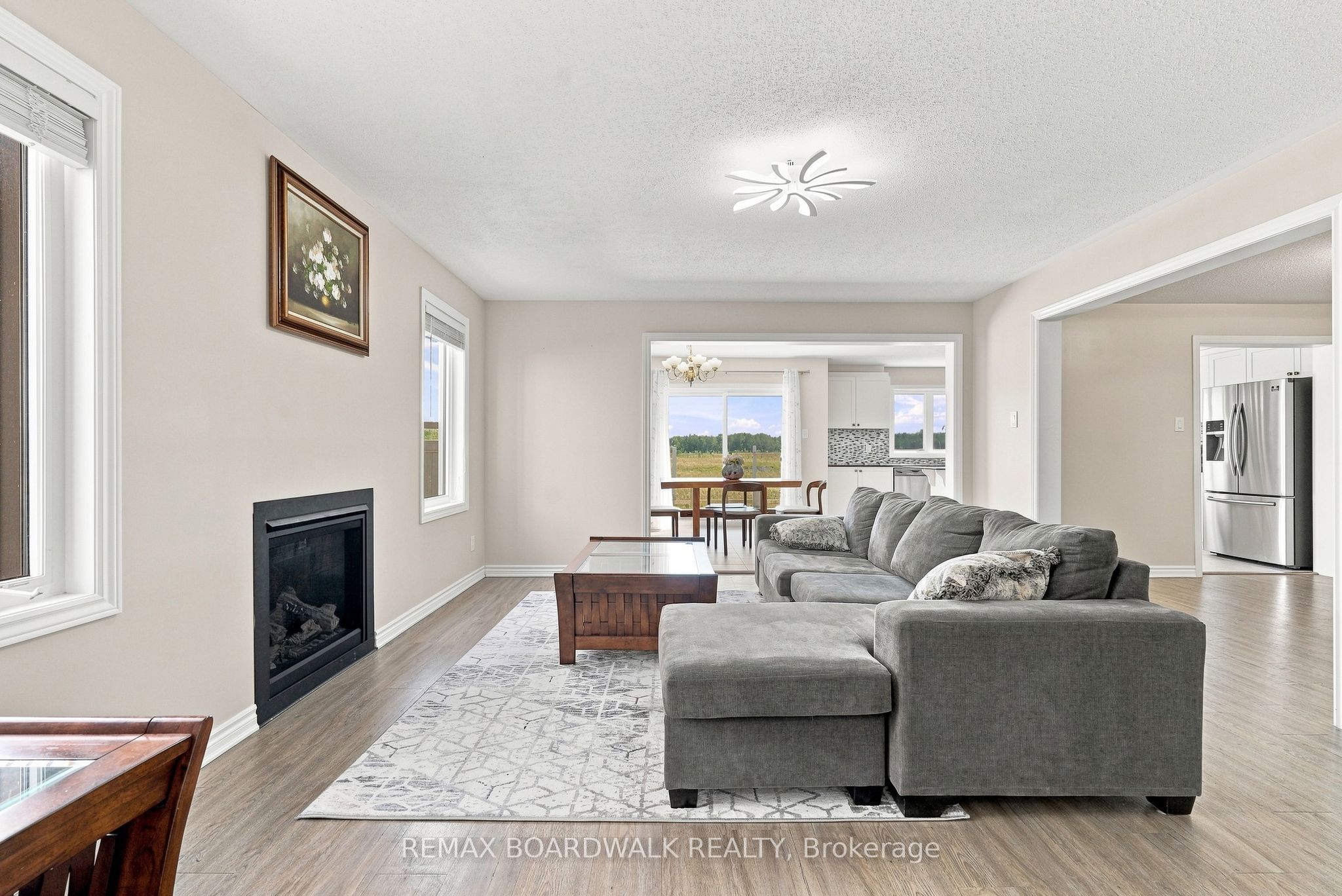355 Sweetclover Way Property Photo 8