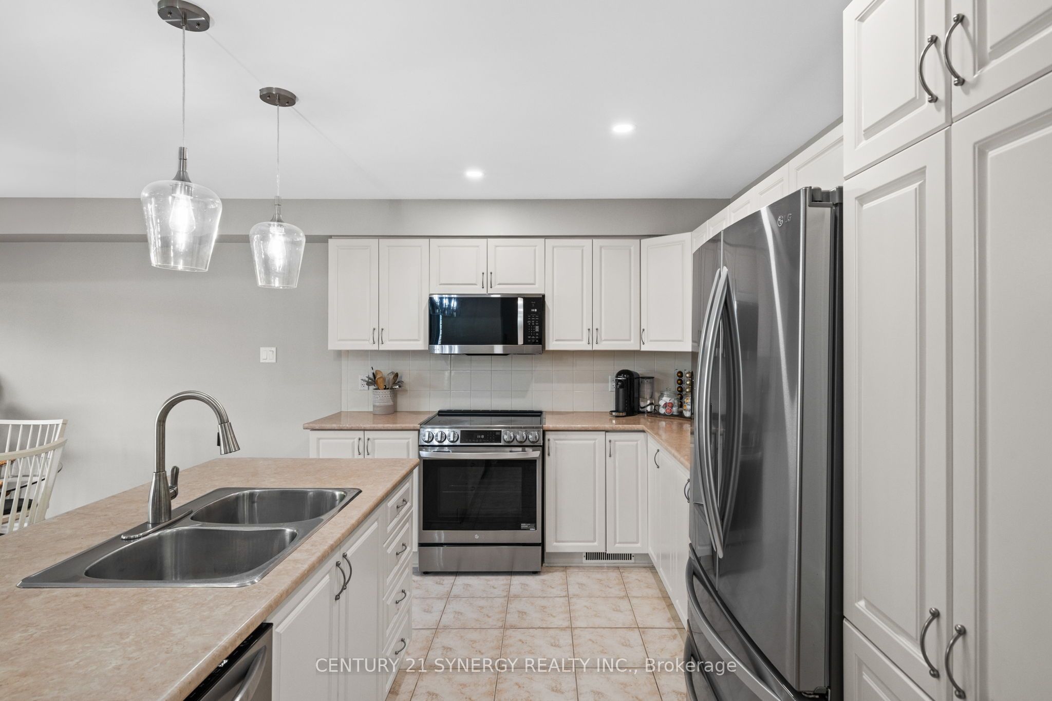 512 Cherokee Way Property Photo 10