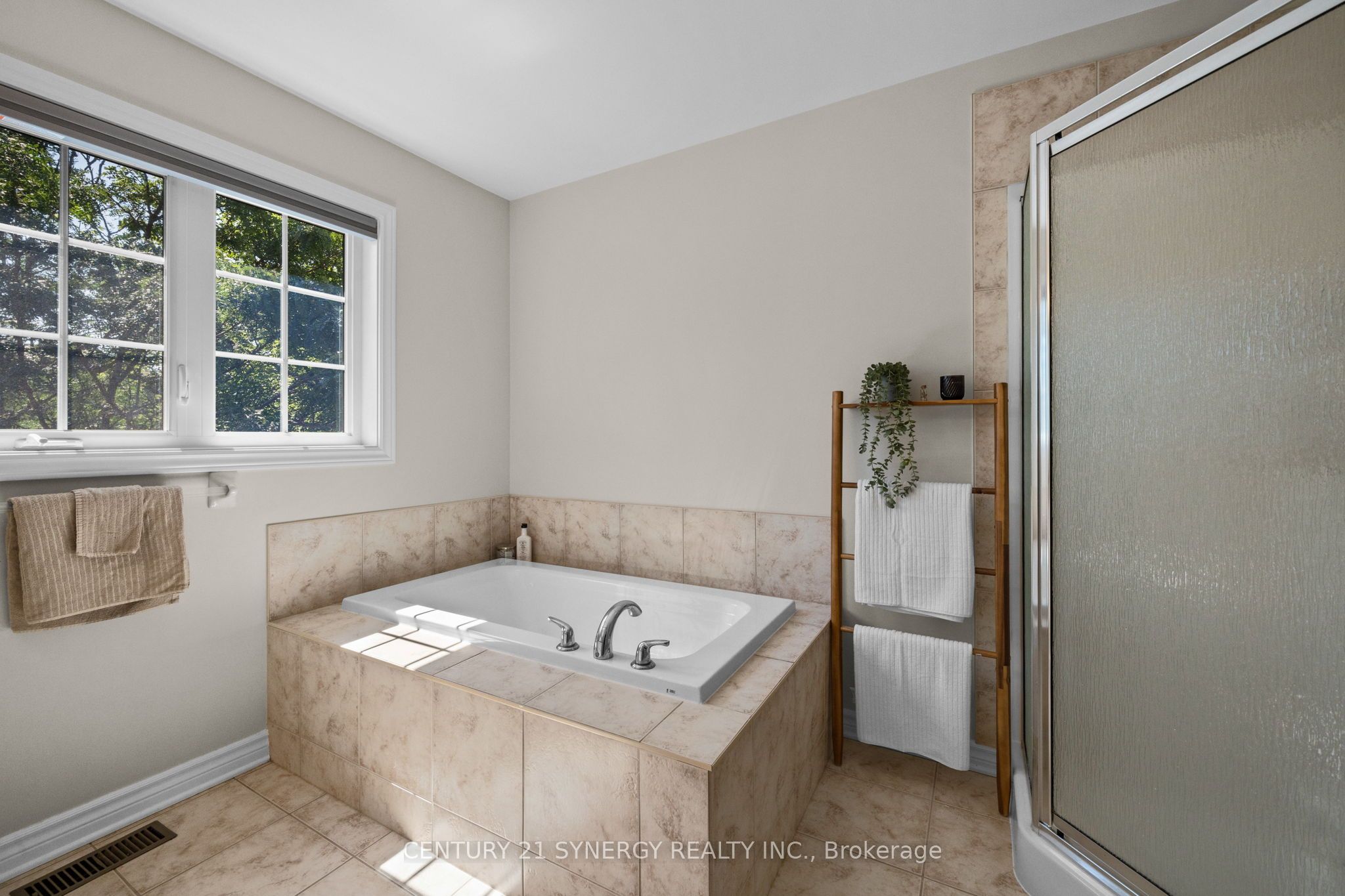 512 Cherokee Way Property Photo 22