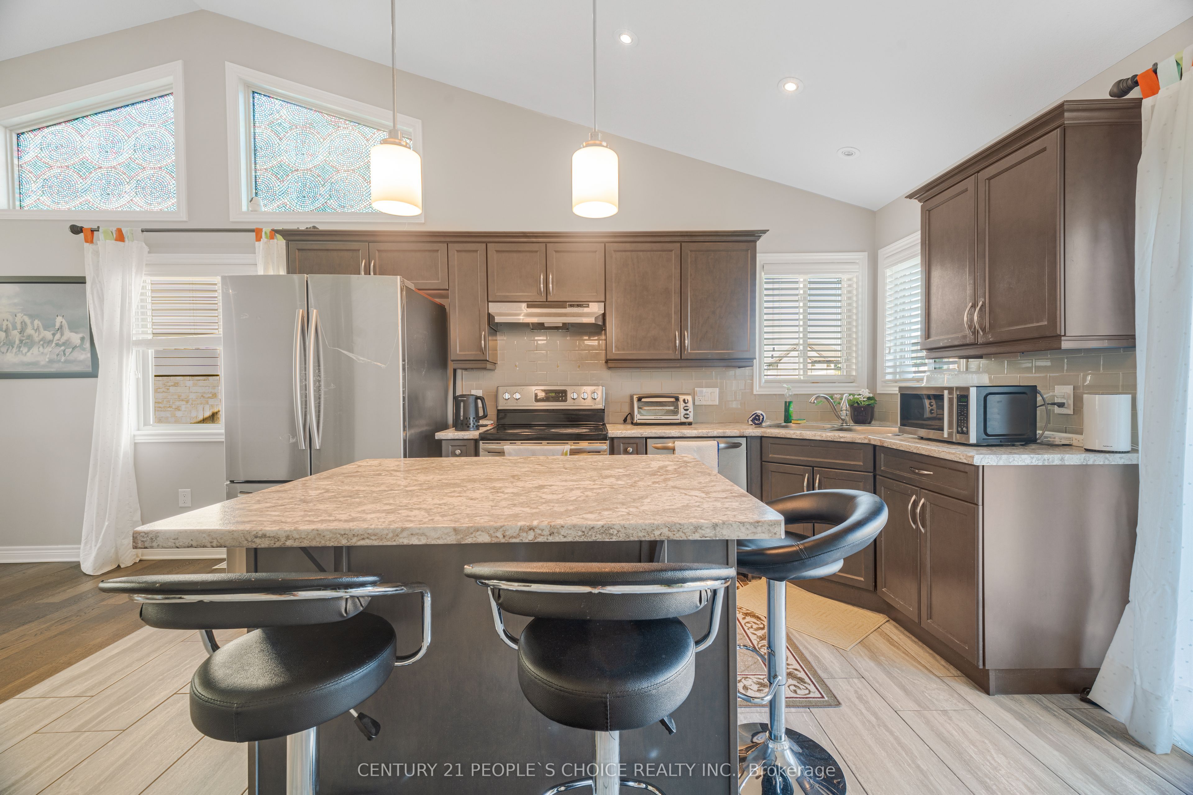 6534 Sam Iorfida Drive Property Photo 4