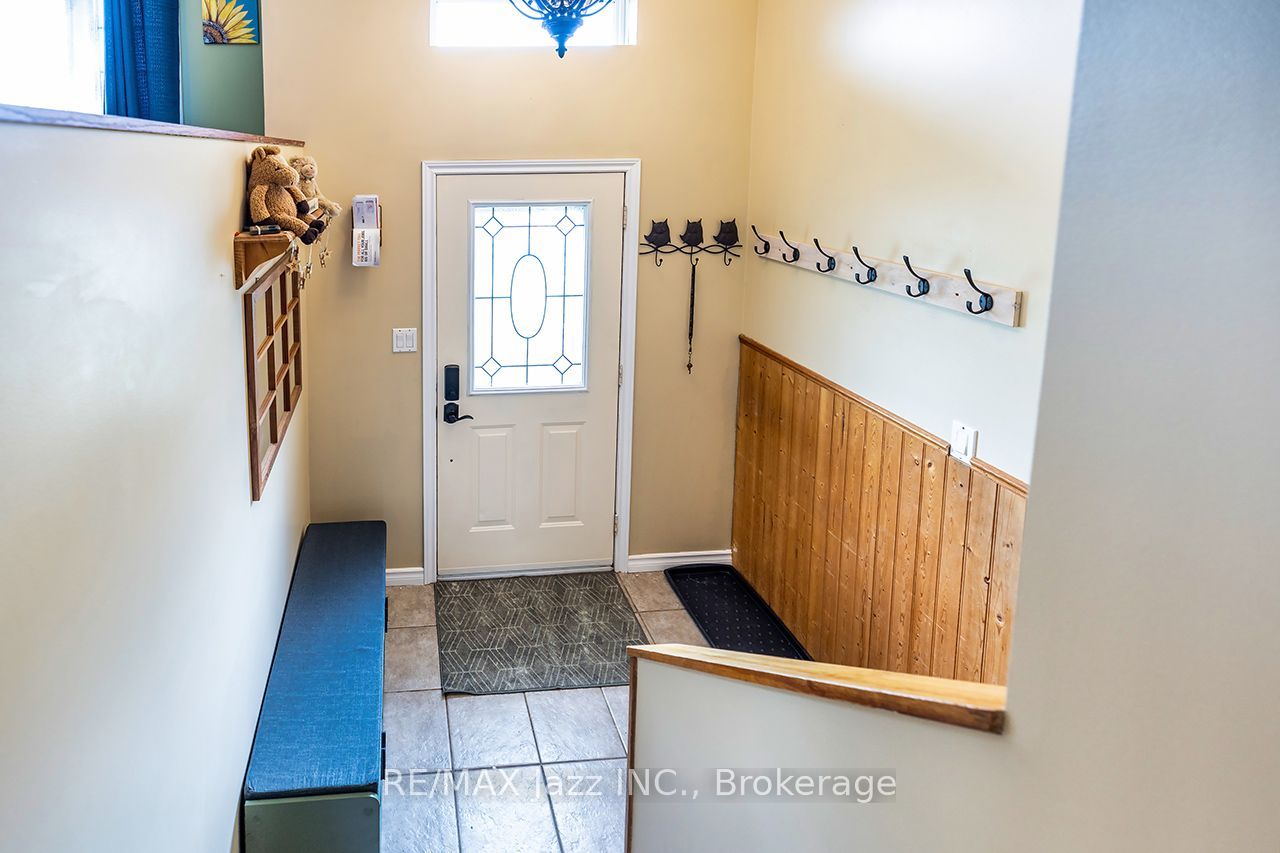 24 Glenn Drive Property Photo 5