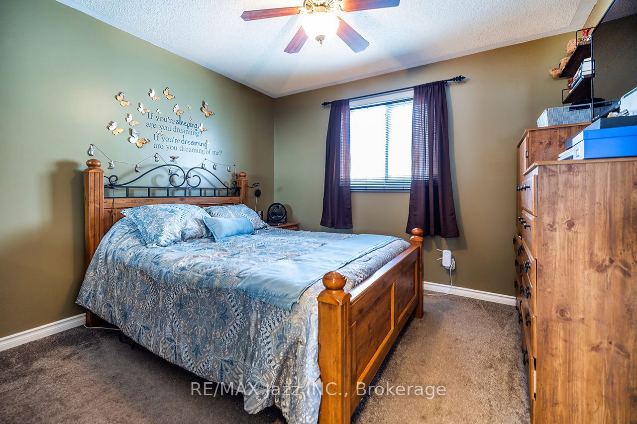 24 Glenn Drive Property Photo 12