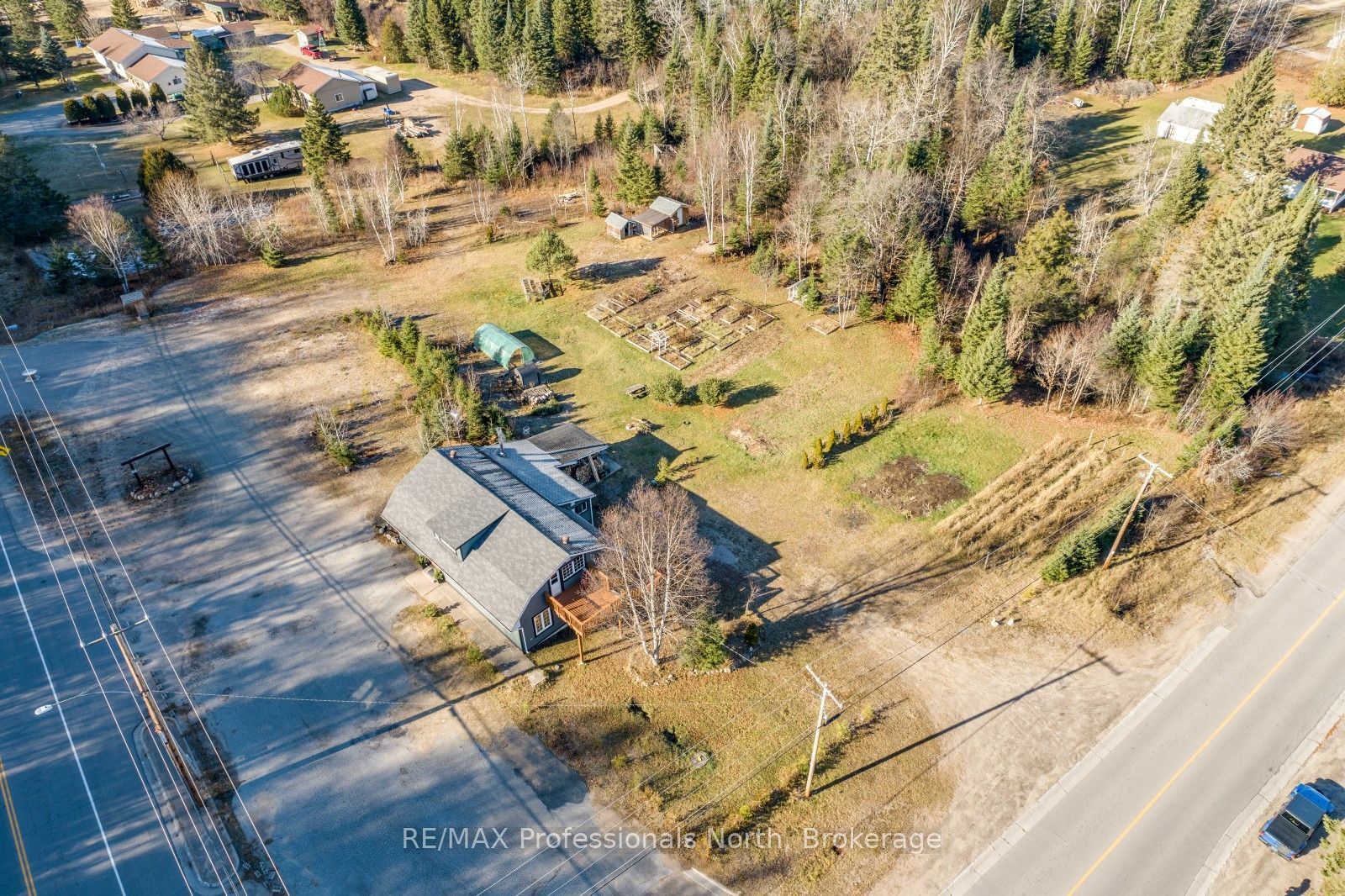 4167 Loop Road Property Photo 2