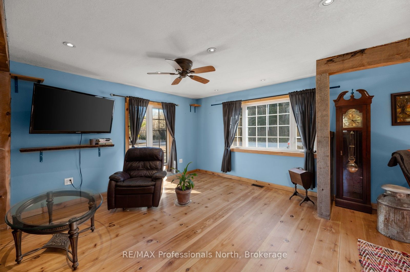 4167 Loop Road Property Photo 9