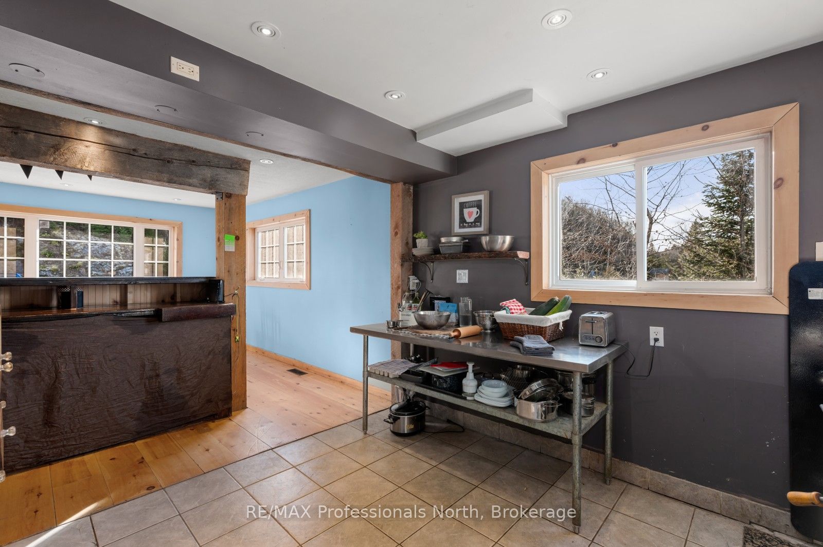 4167 Loop Road Property Photo 14