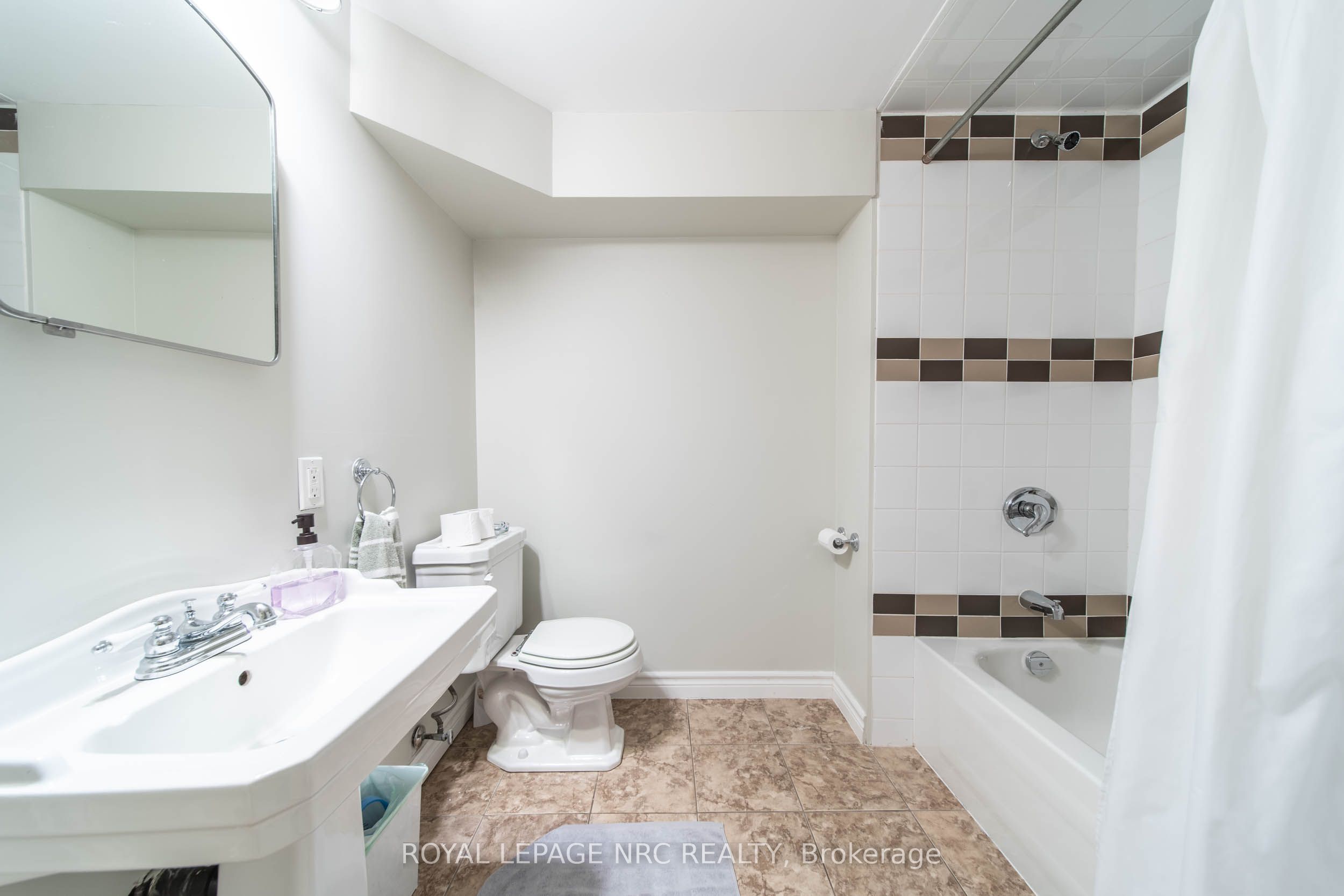 6954 Coach Drive Property Photo 16