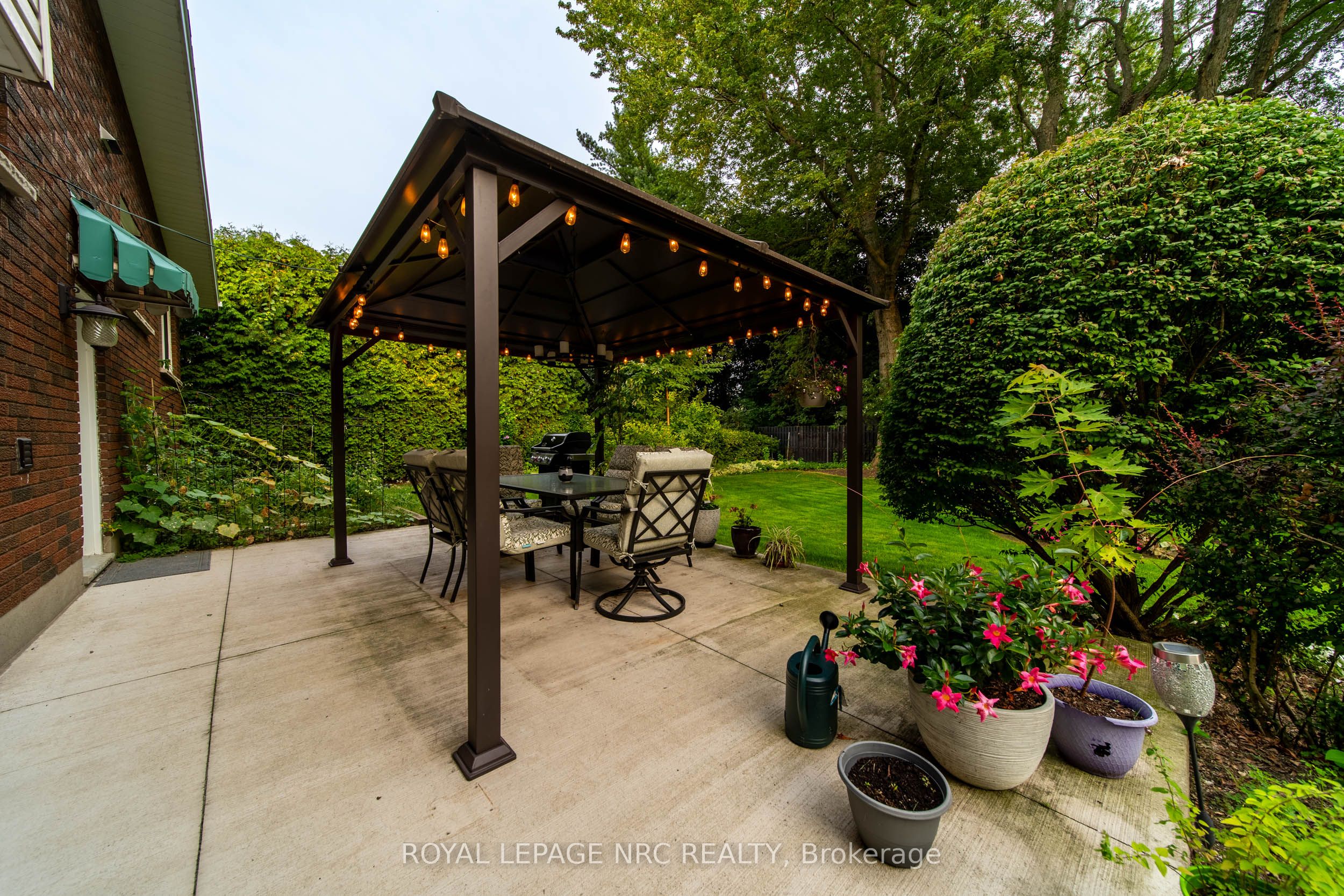 6954 Coach Drive Property Photo 21