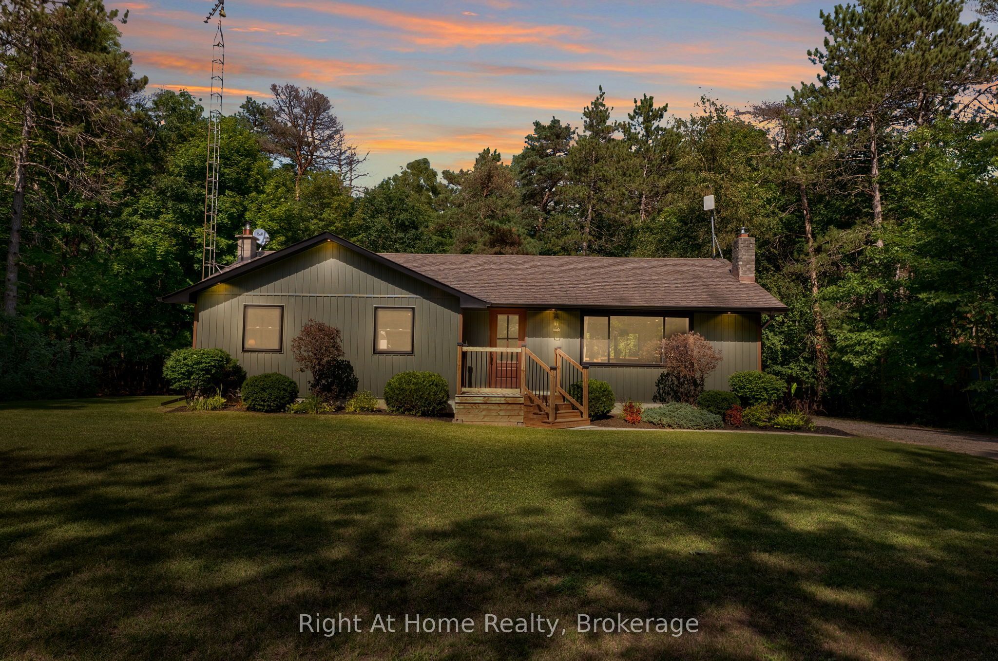 4831 Mastwood Road Property Photo 1