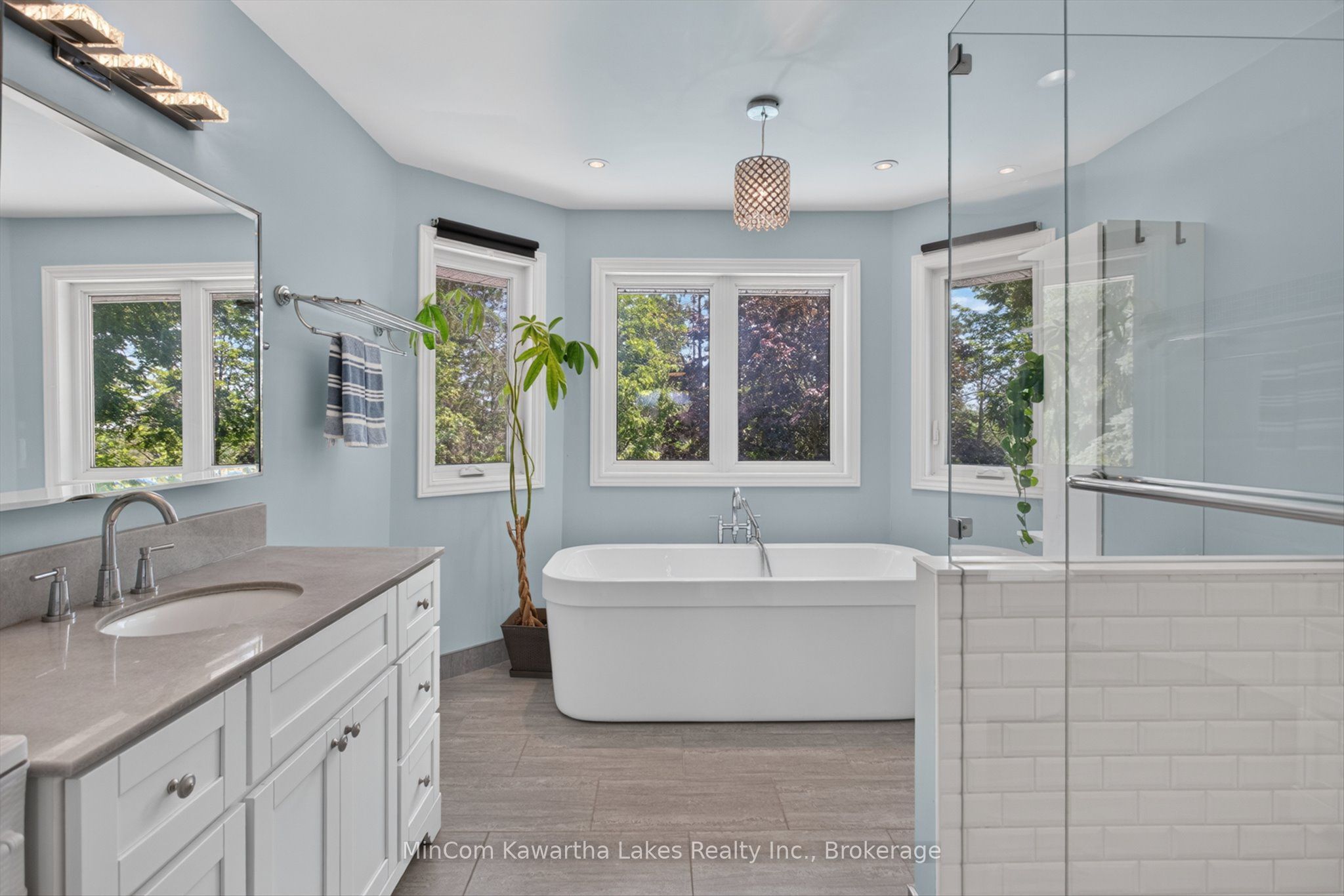 1947 Parkwood Circle Property Photo 25