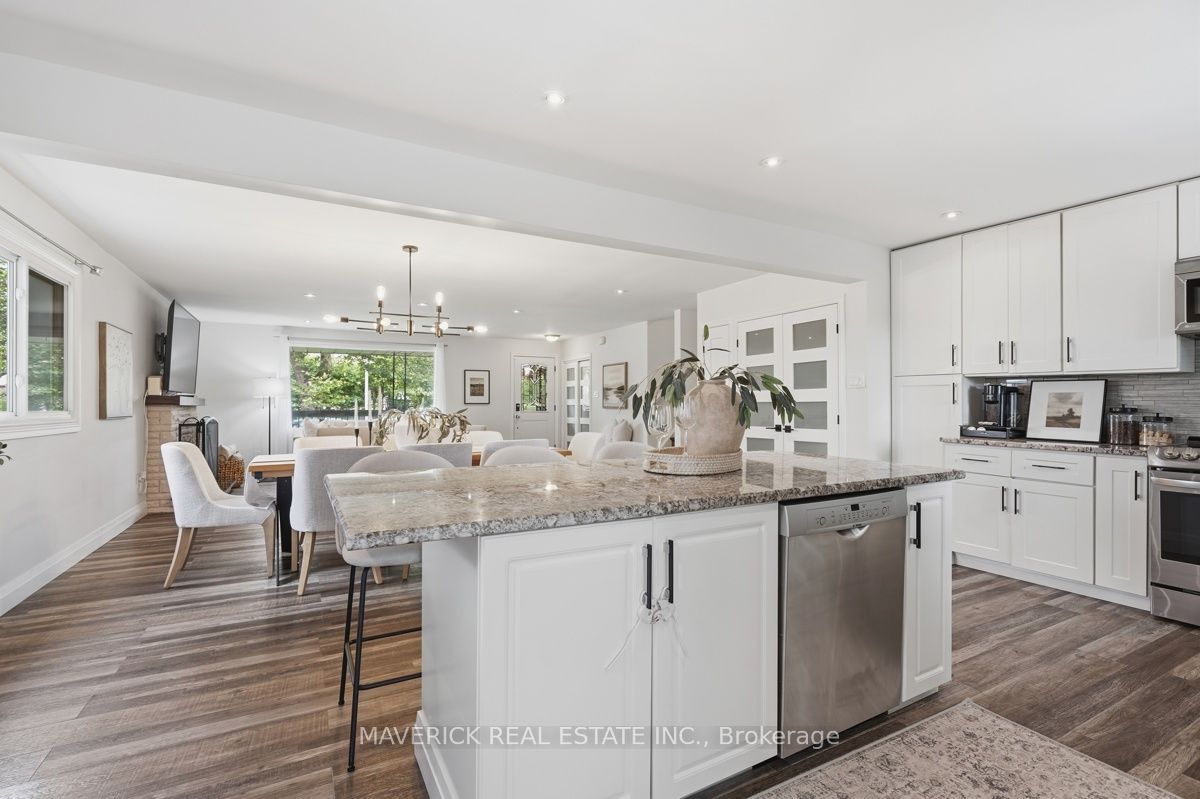 653 Viscount Road Property Photo 15