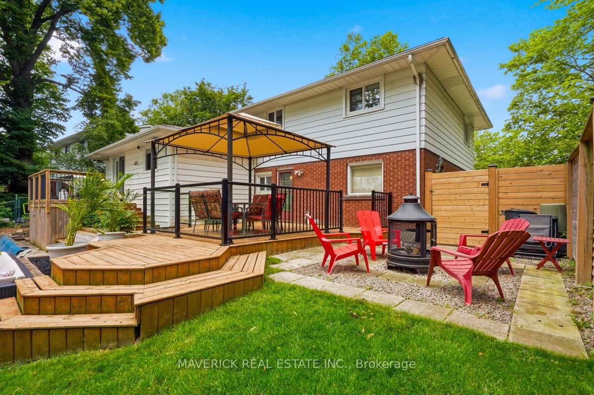 653 Viscount Road Property Photo 37