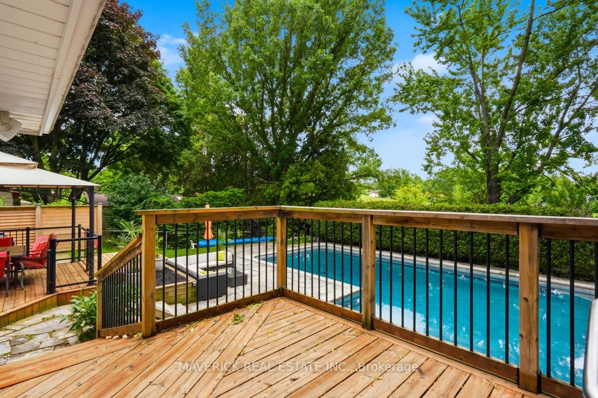 653 Viscount Road Property Photo 40