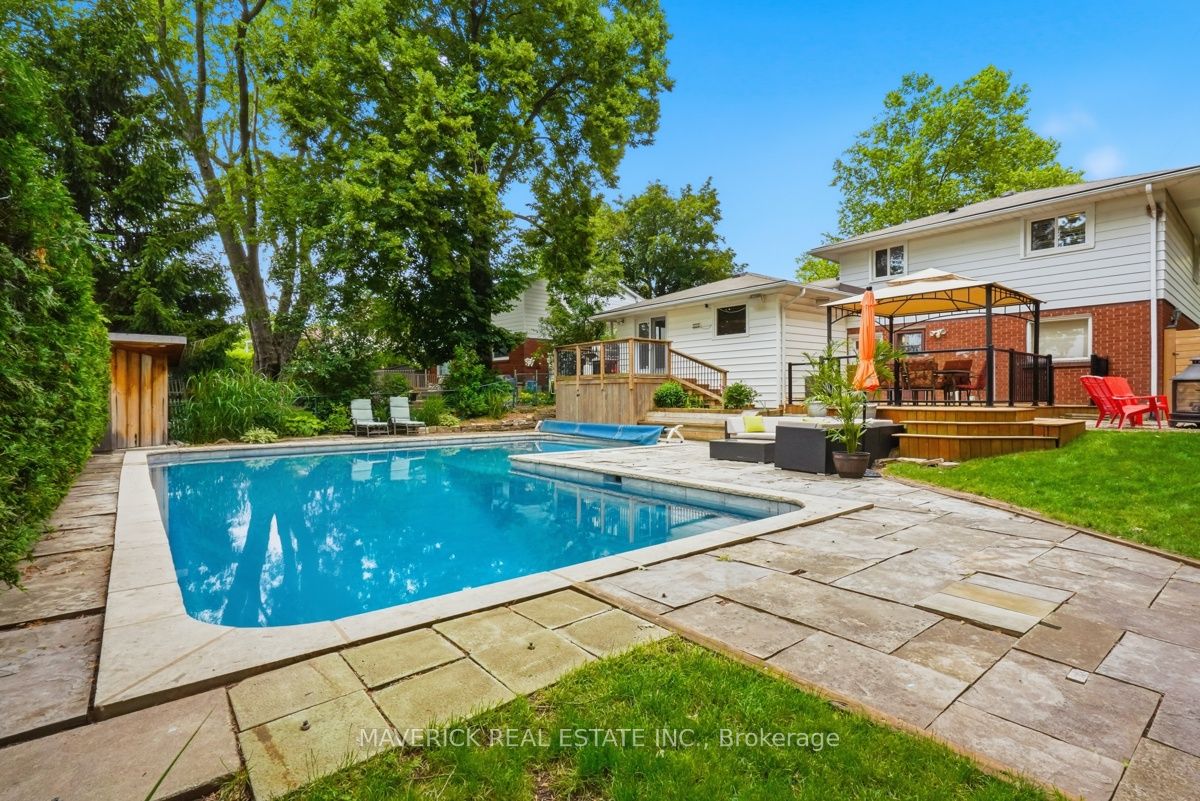 653 Viscount Road Property Photo 45