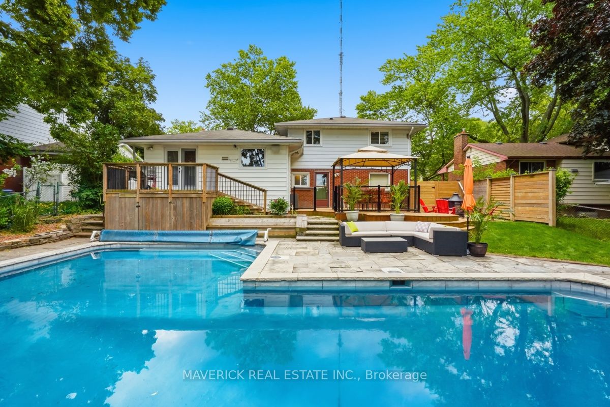653 Viscount Road Property Photo 46