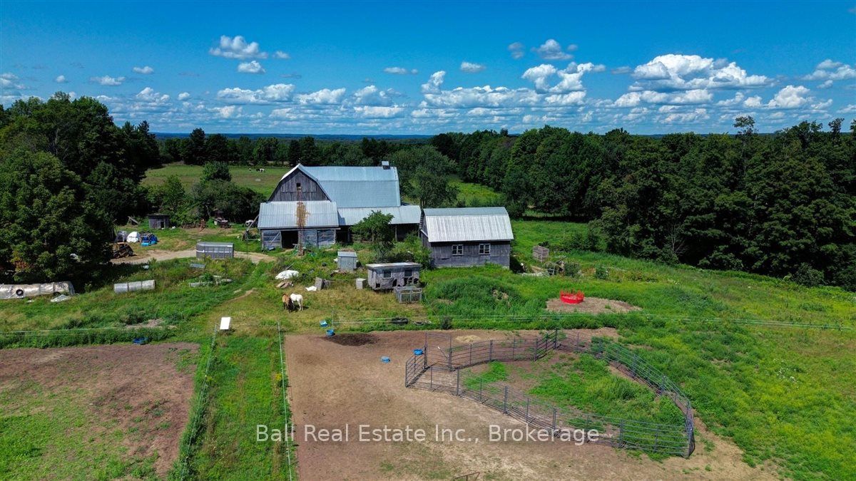 1607 The Ridge Road Property Photo 4