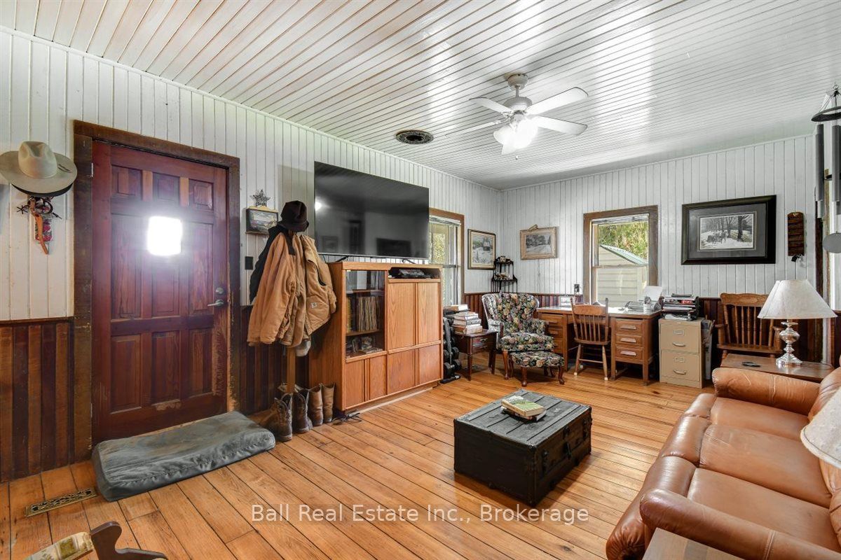 1607 The Ridge Road Property Photo 14