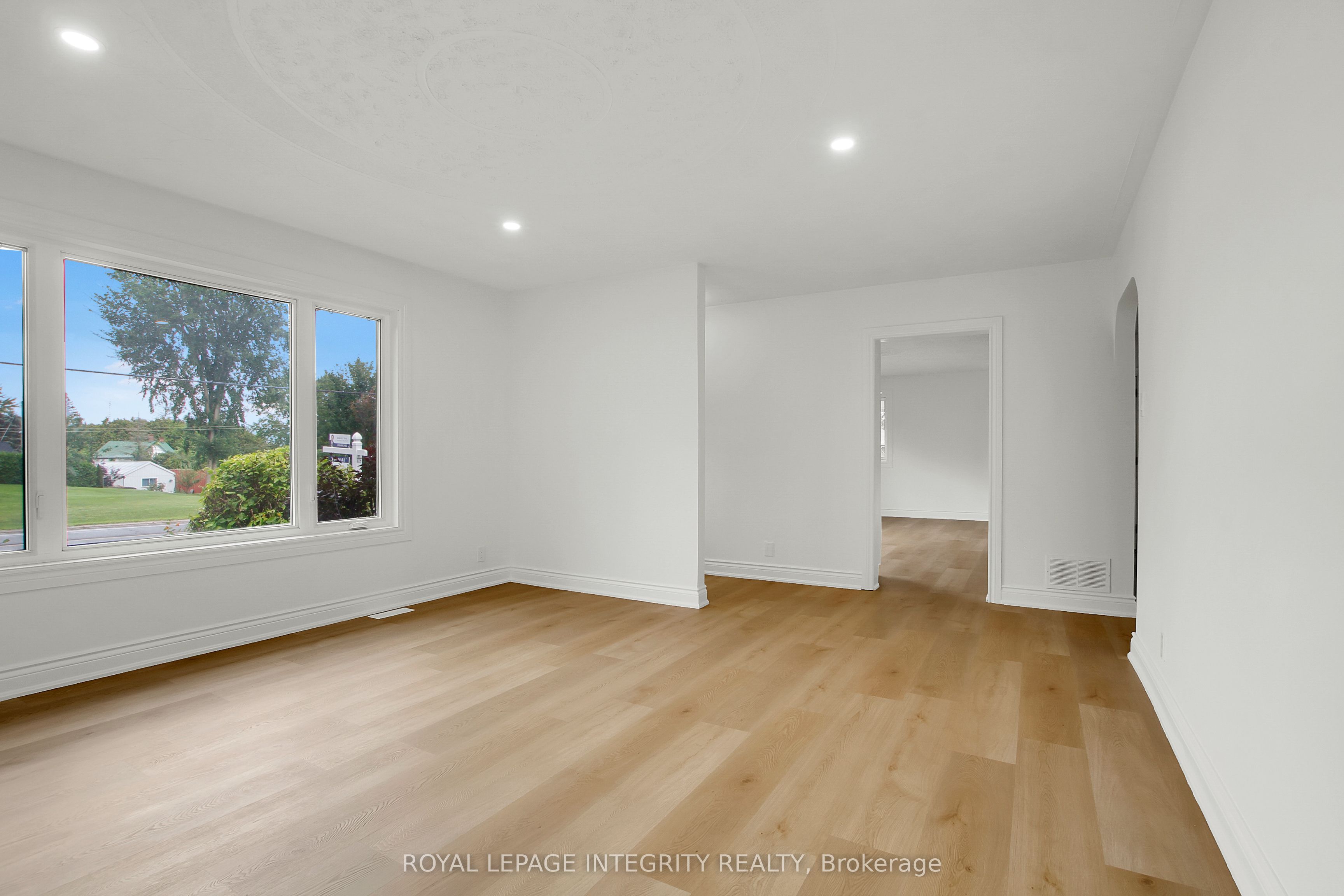 2170 Lajoie Street Property Photo 8