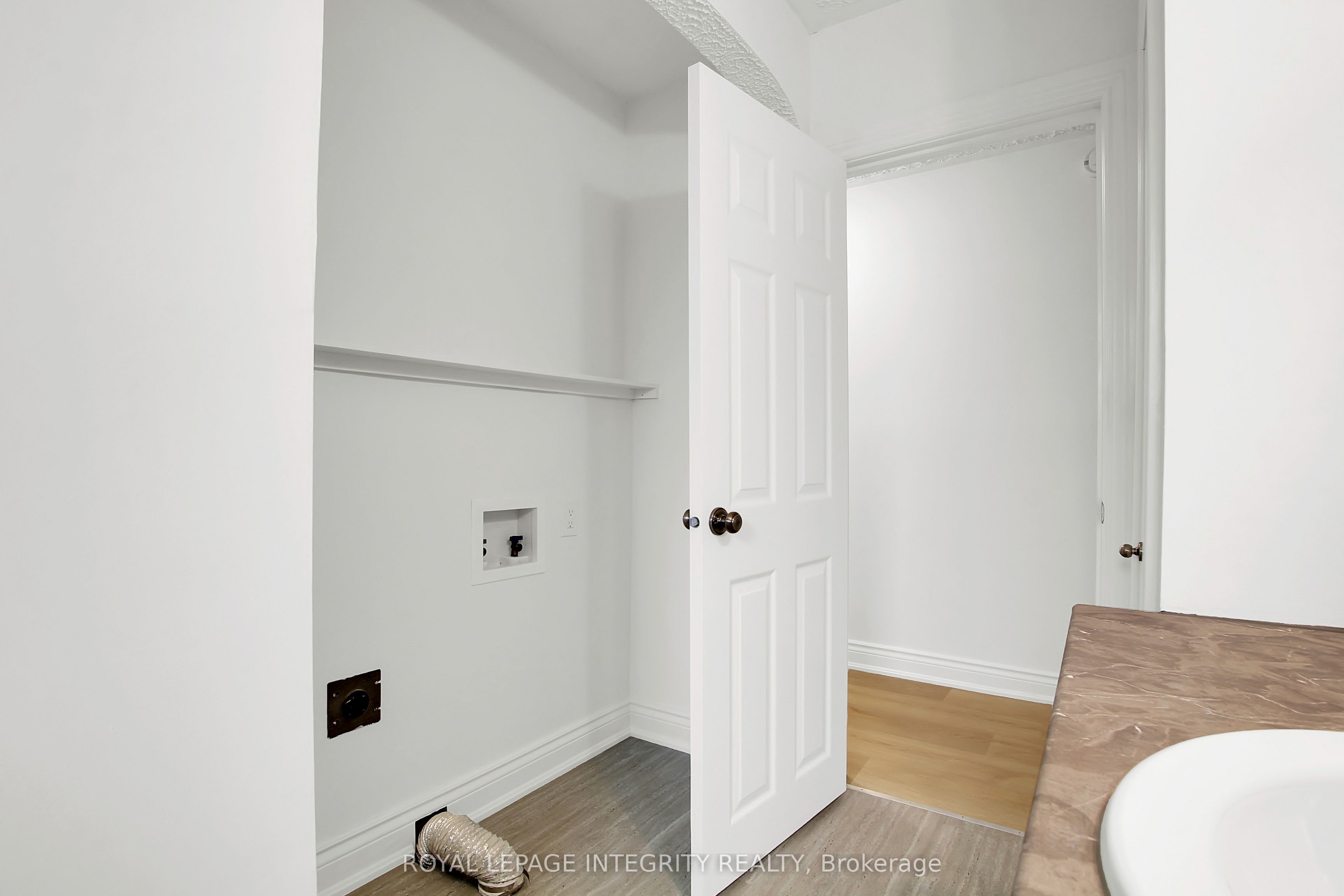 2170 Lajoie Street Property Photo 23