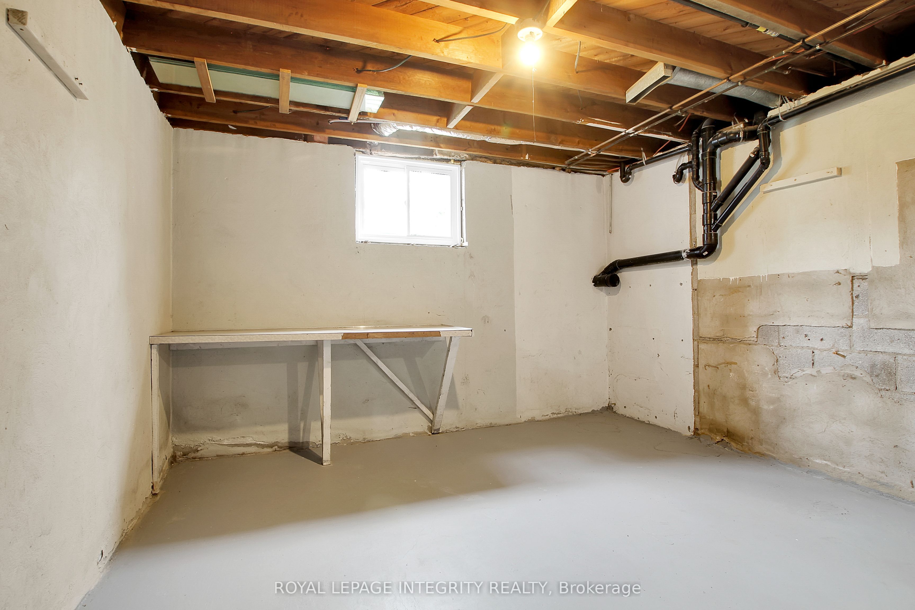 2170 Lajoie Street Property Photo 31