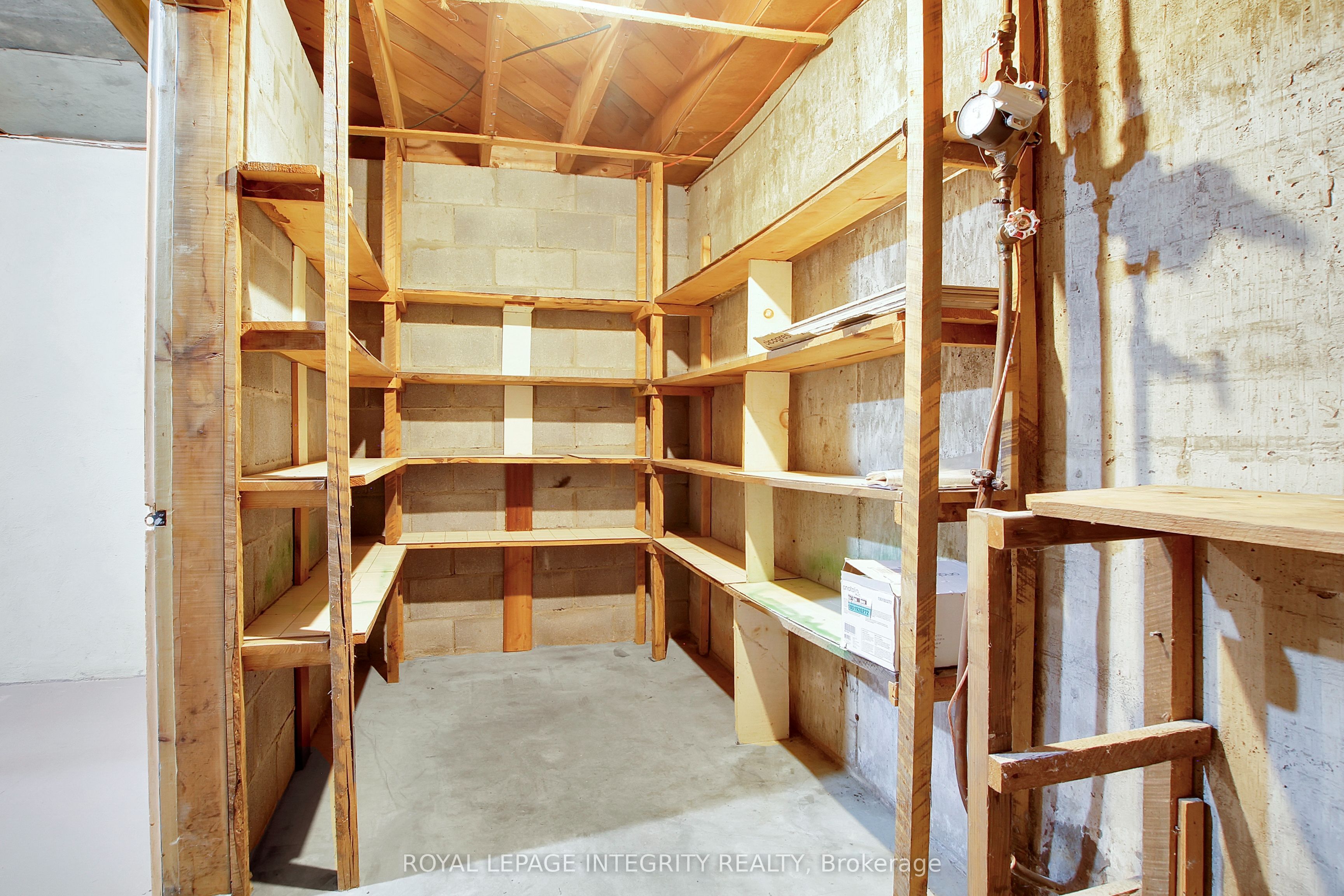2170 Lajoie Street Property Photo 32