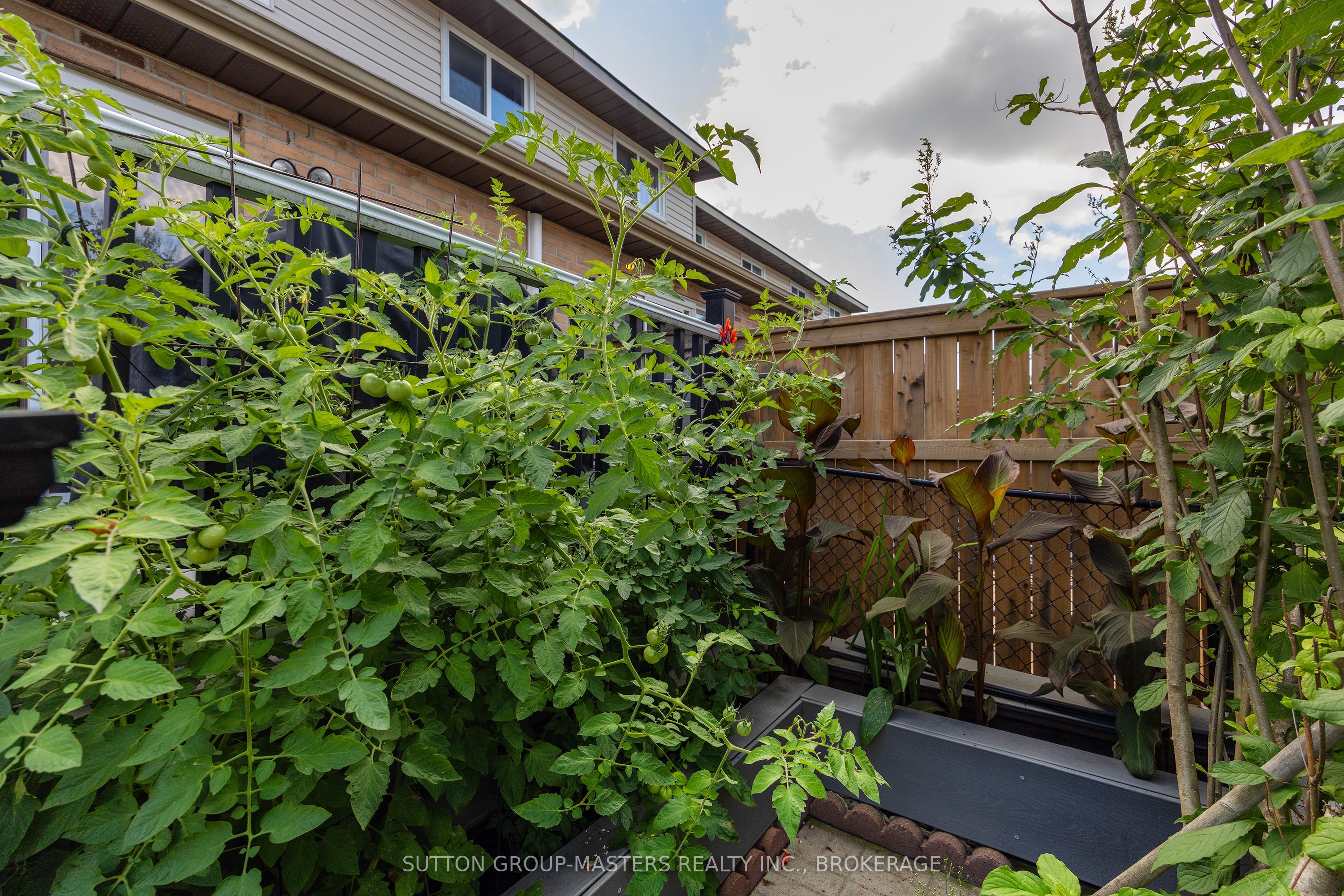 52 Coventry Crescent 34 Property Photo 7
