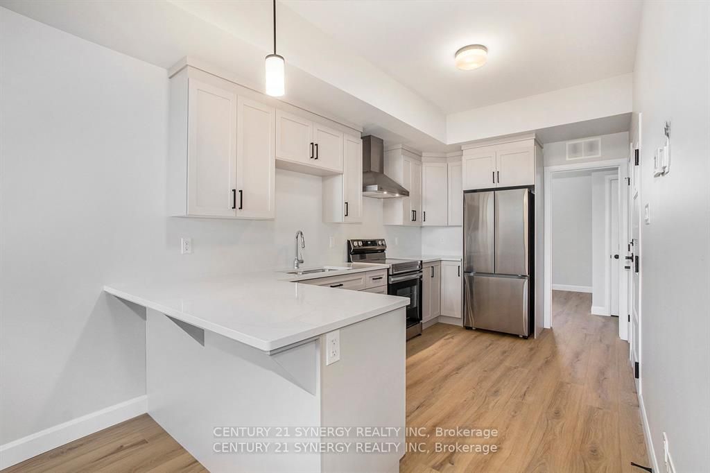 63 Helen Street B Property Photo 4