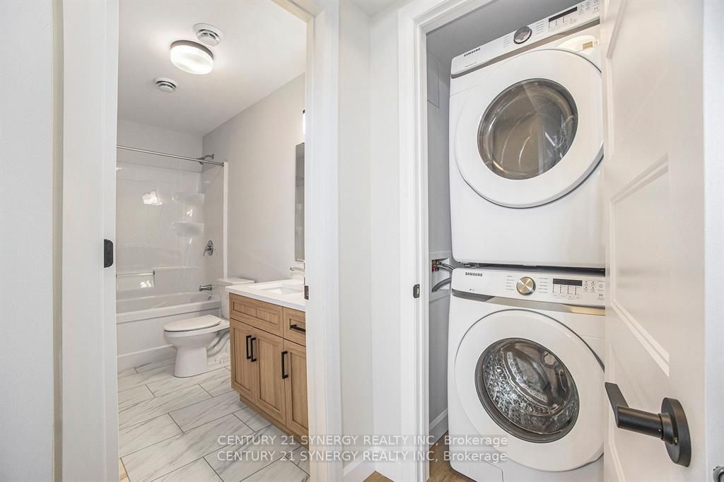 63 Helen Street B Property Photo 7