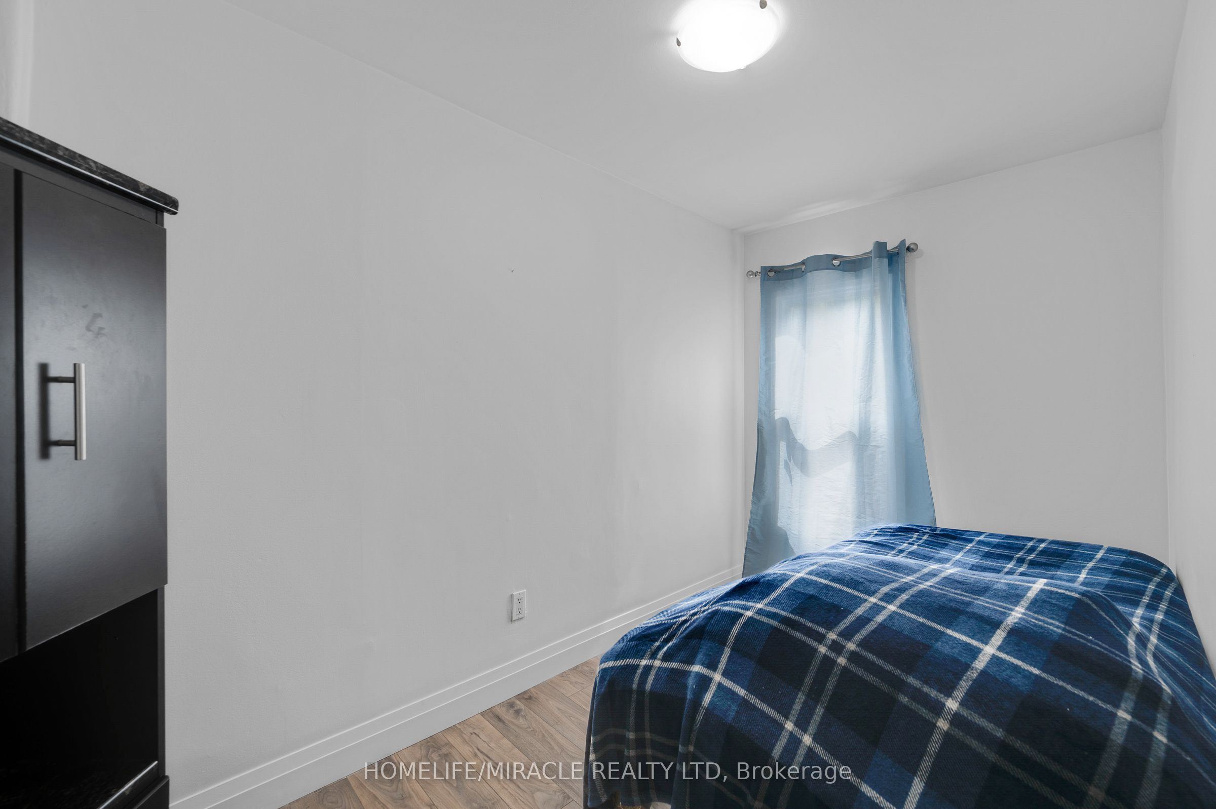 100 Gibson Avenue Property Photo 22