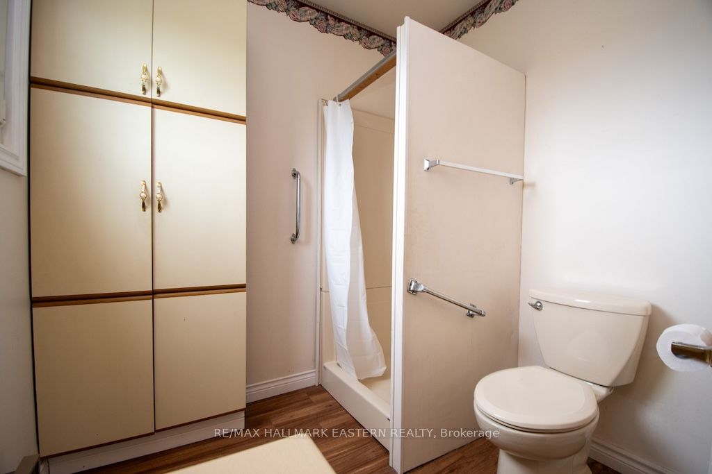 1444 5th Line Property Photo 19