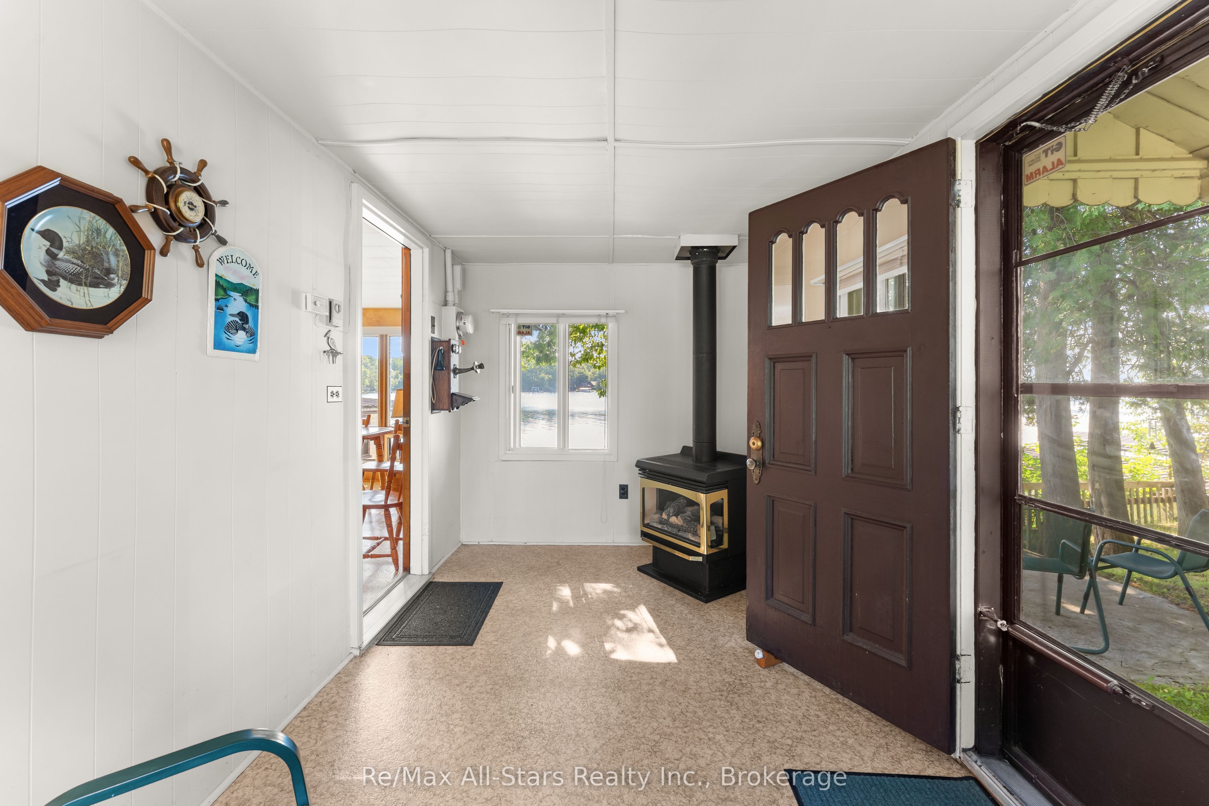 75 Fells Point Road Property Photo 10