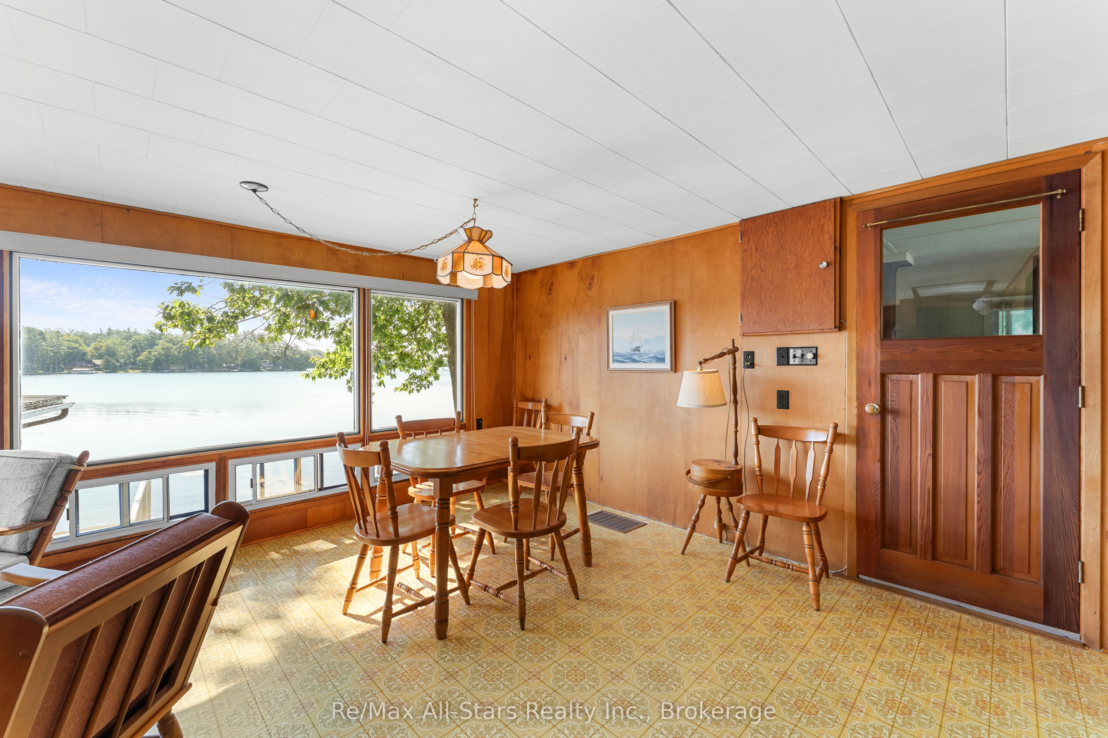 75 Fells Point Road Property Photo 16