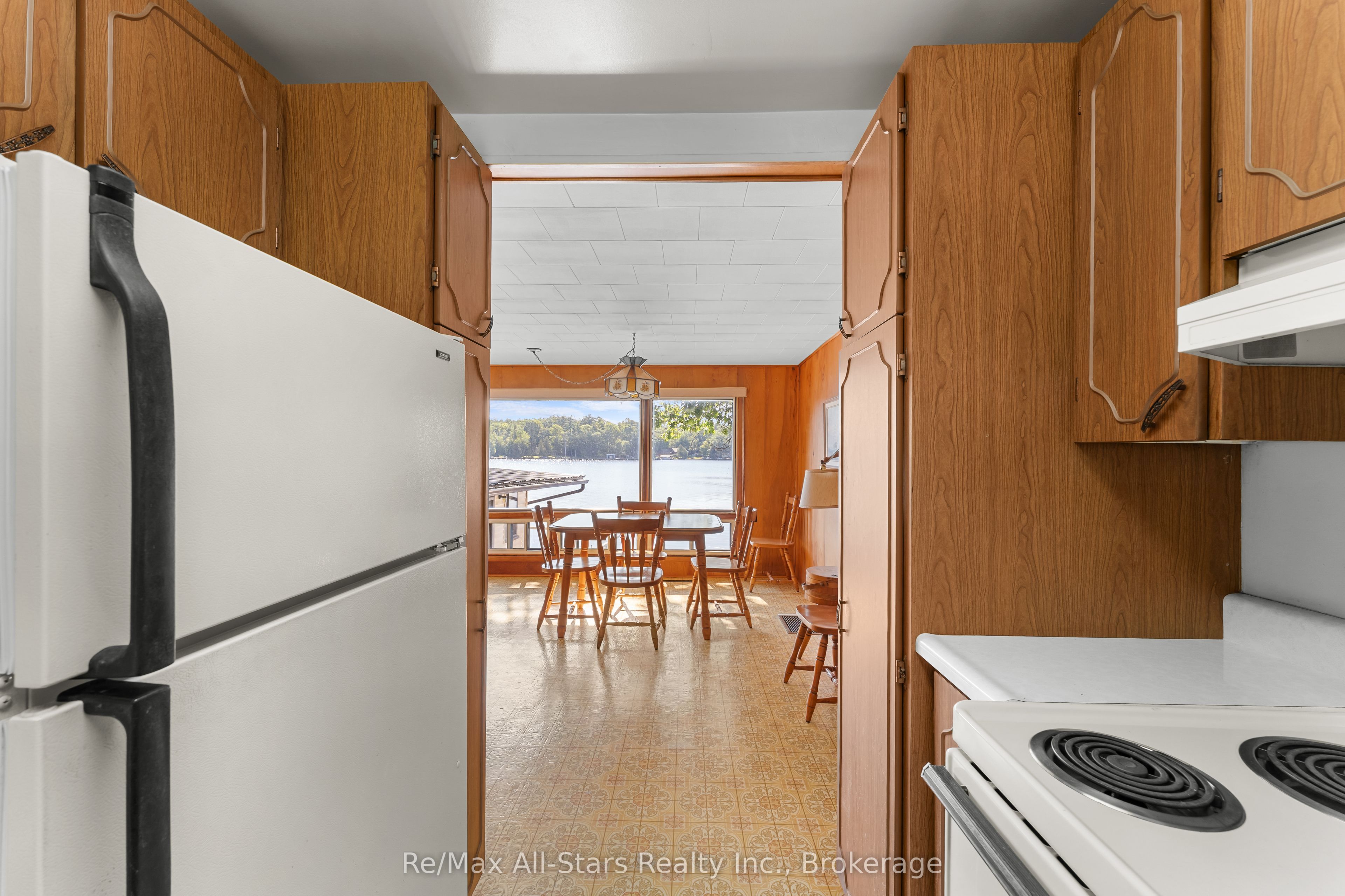 75 Fells Point Road Property Photo 18