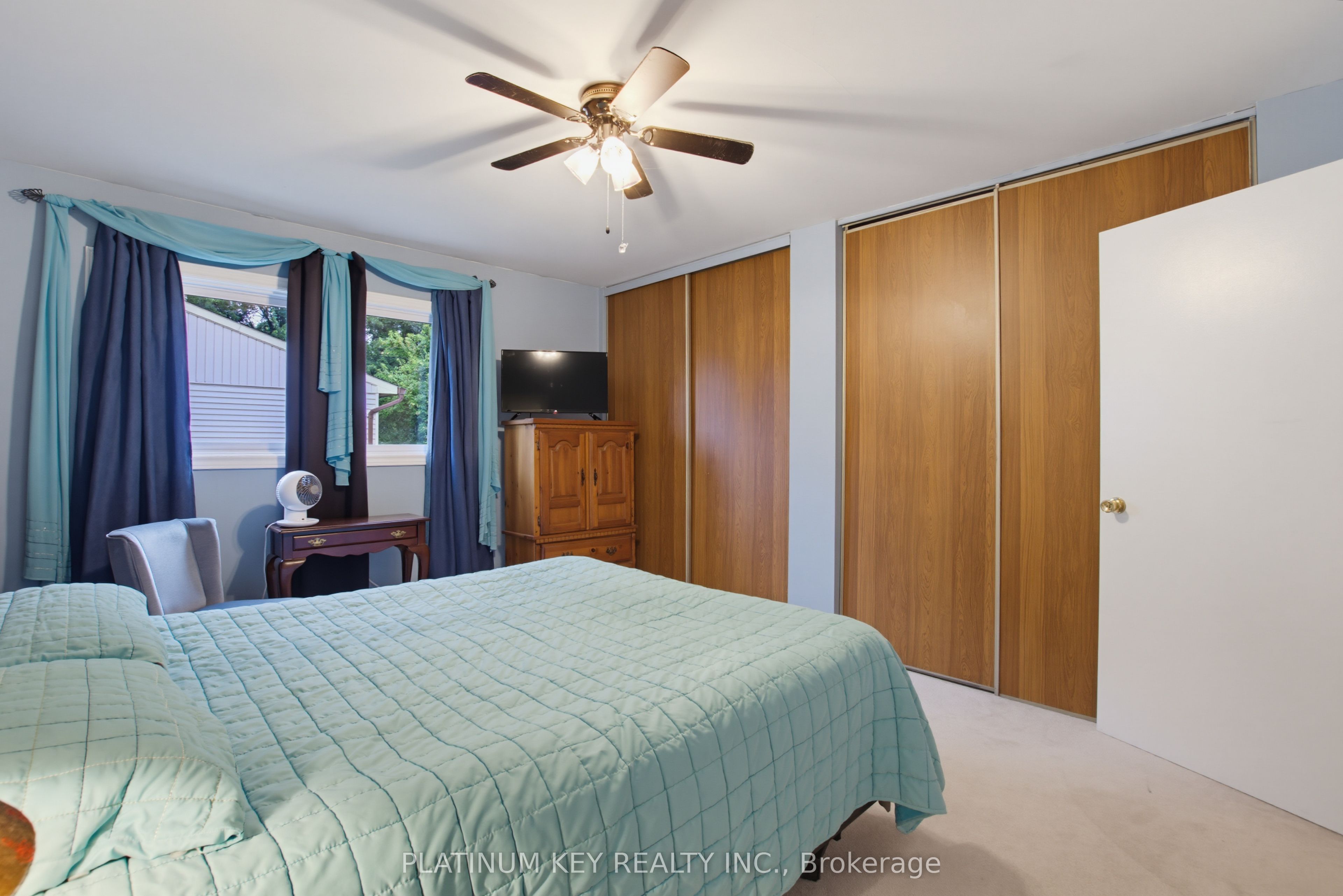 1328 Commissioners Road W 62 Property Photo 11