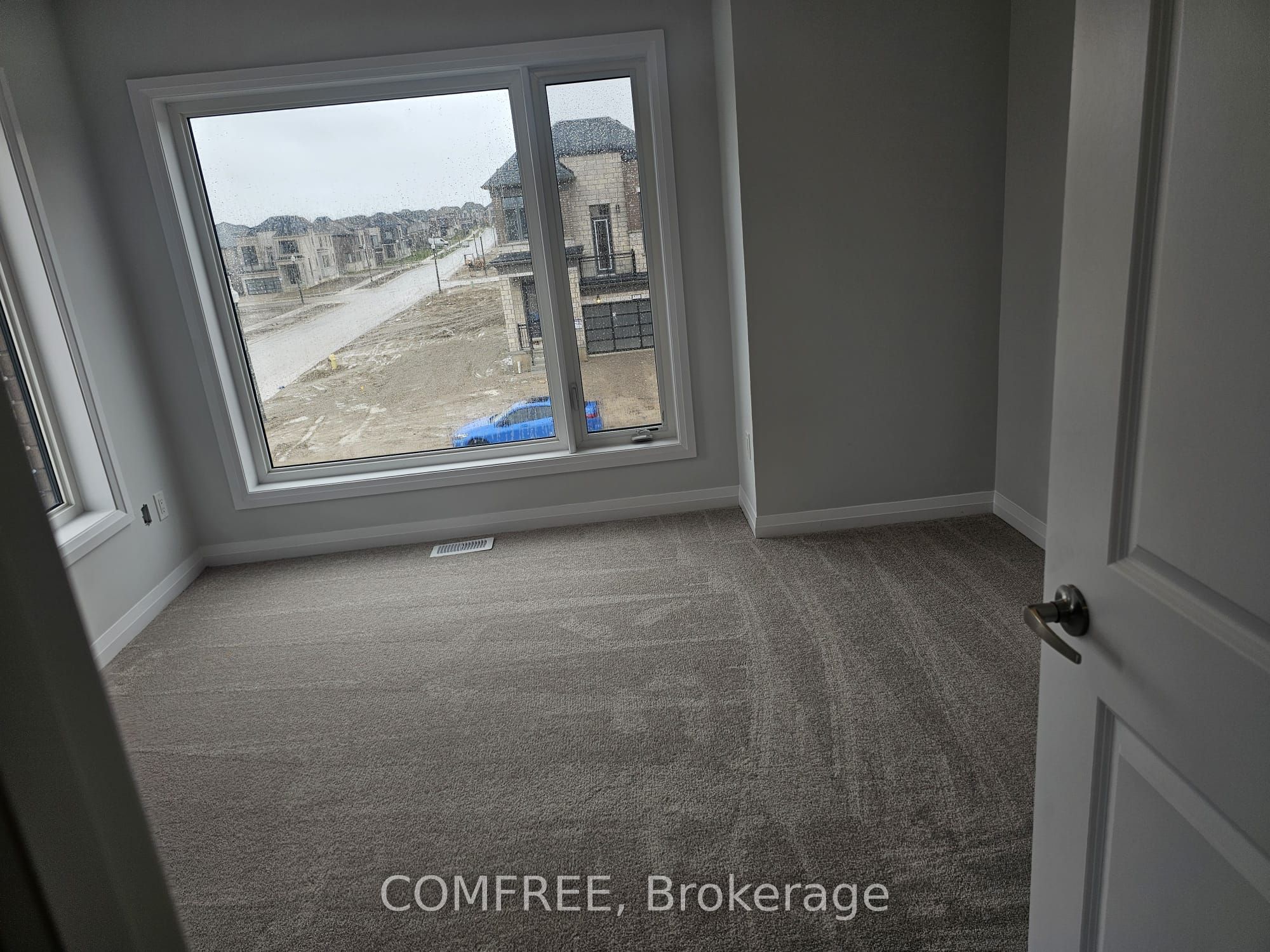 548 Bedi Drive Property Photo 7