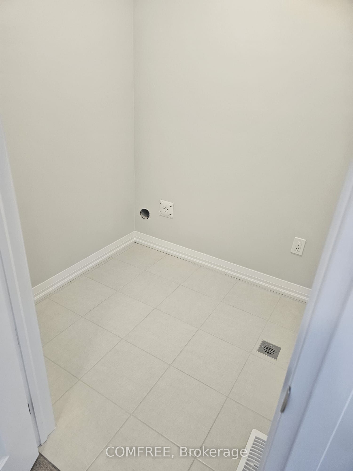 548 Bedi Drive Property Photo 10