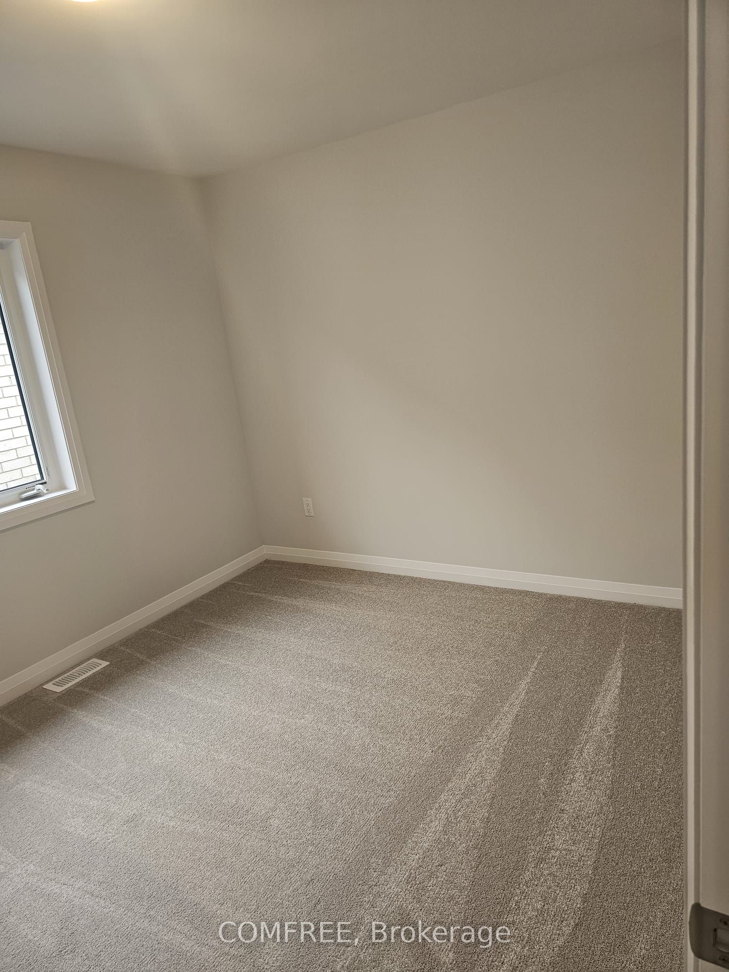 548 Bedi Drive Property Photo 12