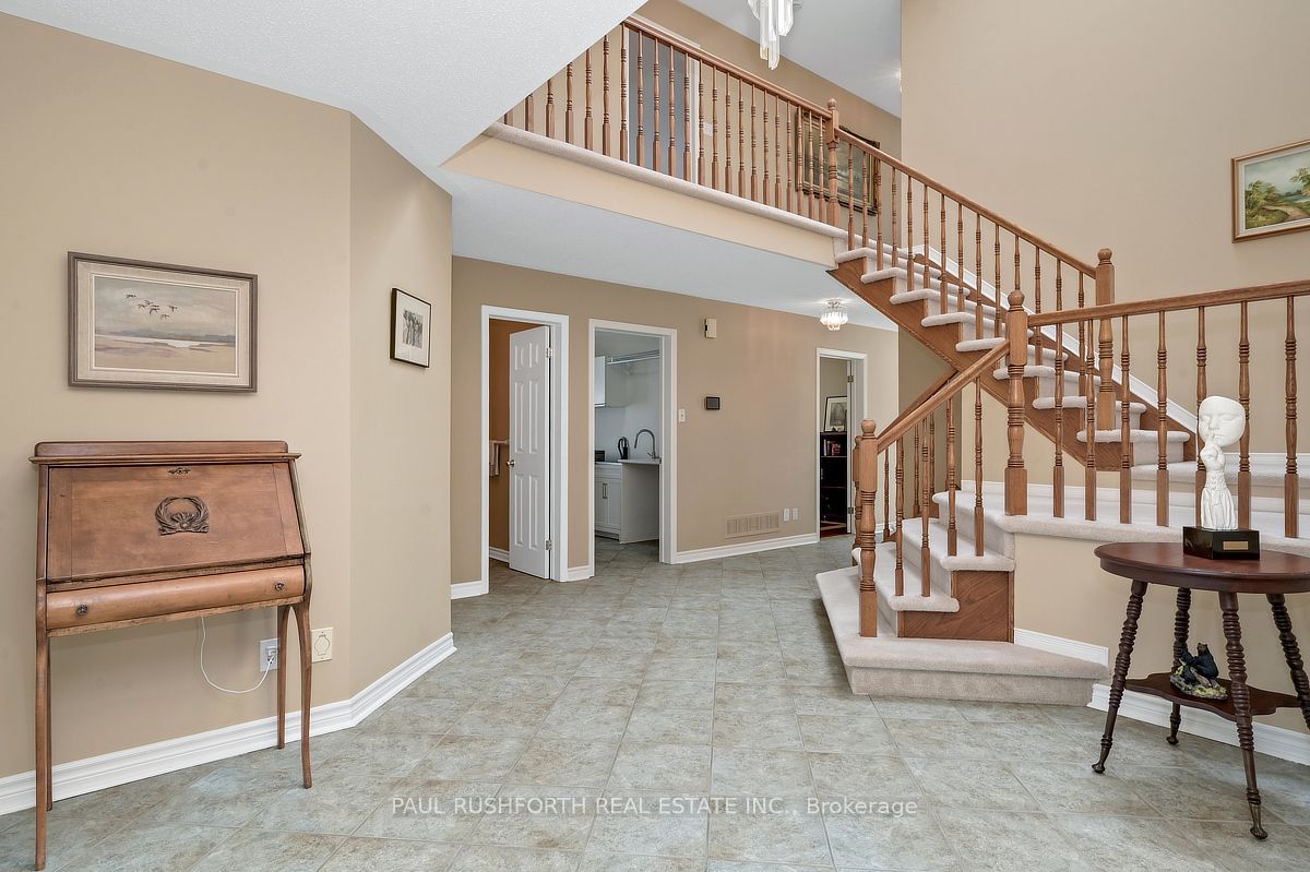 6192 Ravine Way Property Photo 5